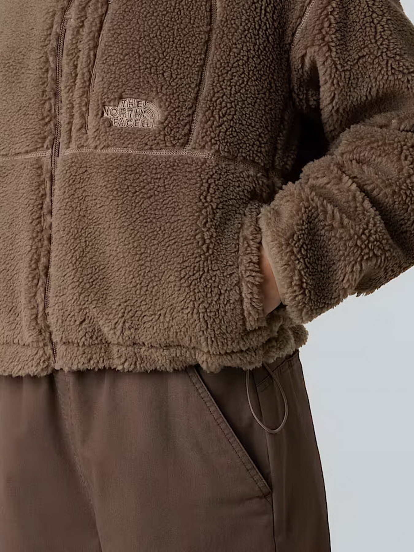 Худі та світшоти The North Face Extreme Pile 2 модель NF0A88ZBBOW1 Фото
