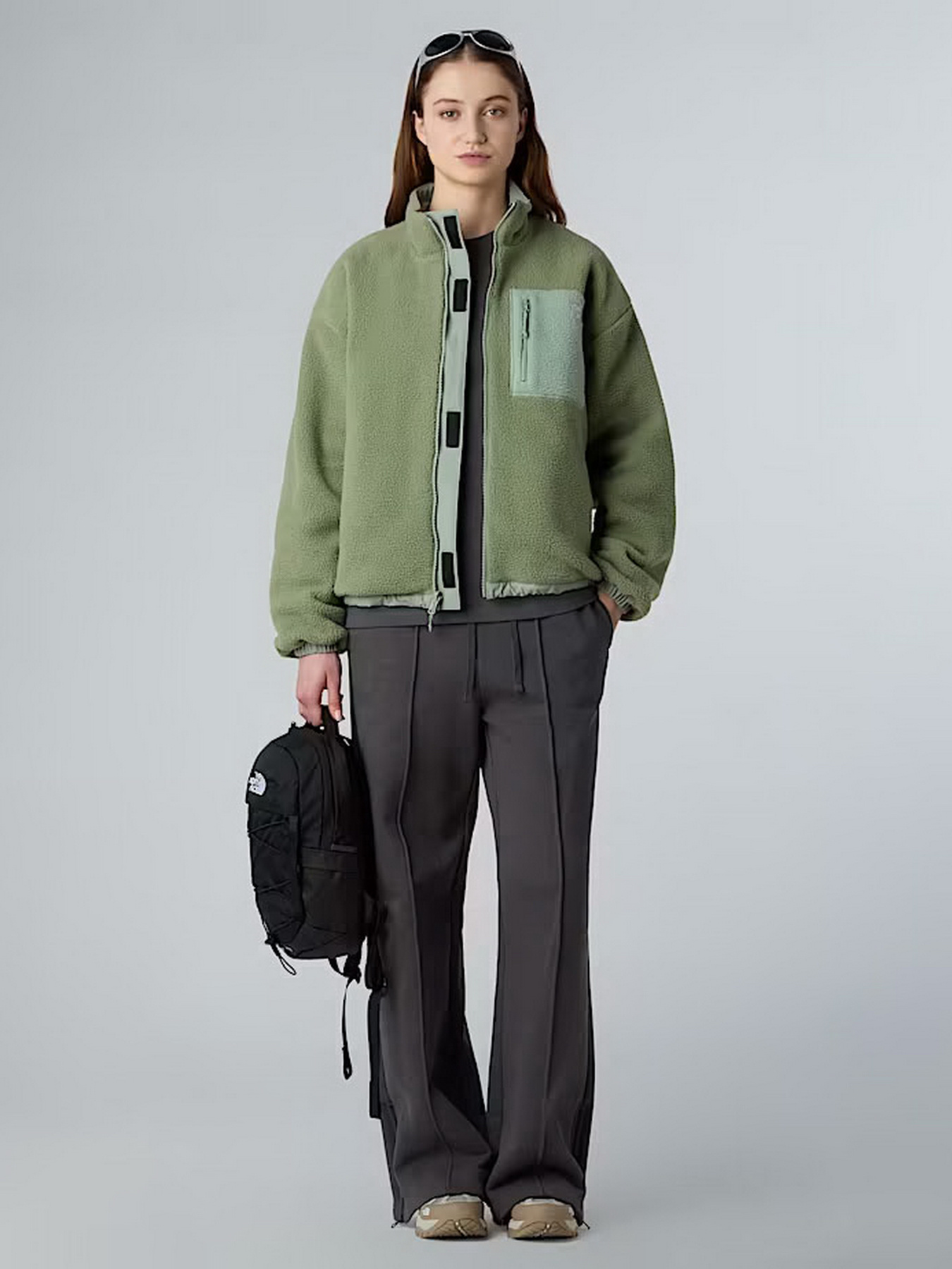Куртки и дубленки The North Face Yumiori Reversible модель NF0A8E87D5M1 Фото