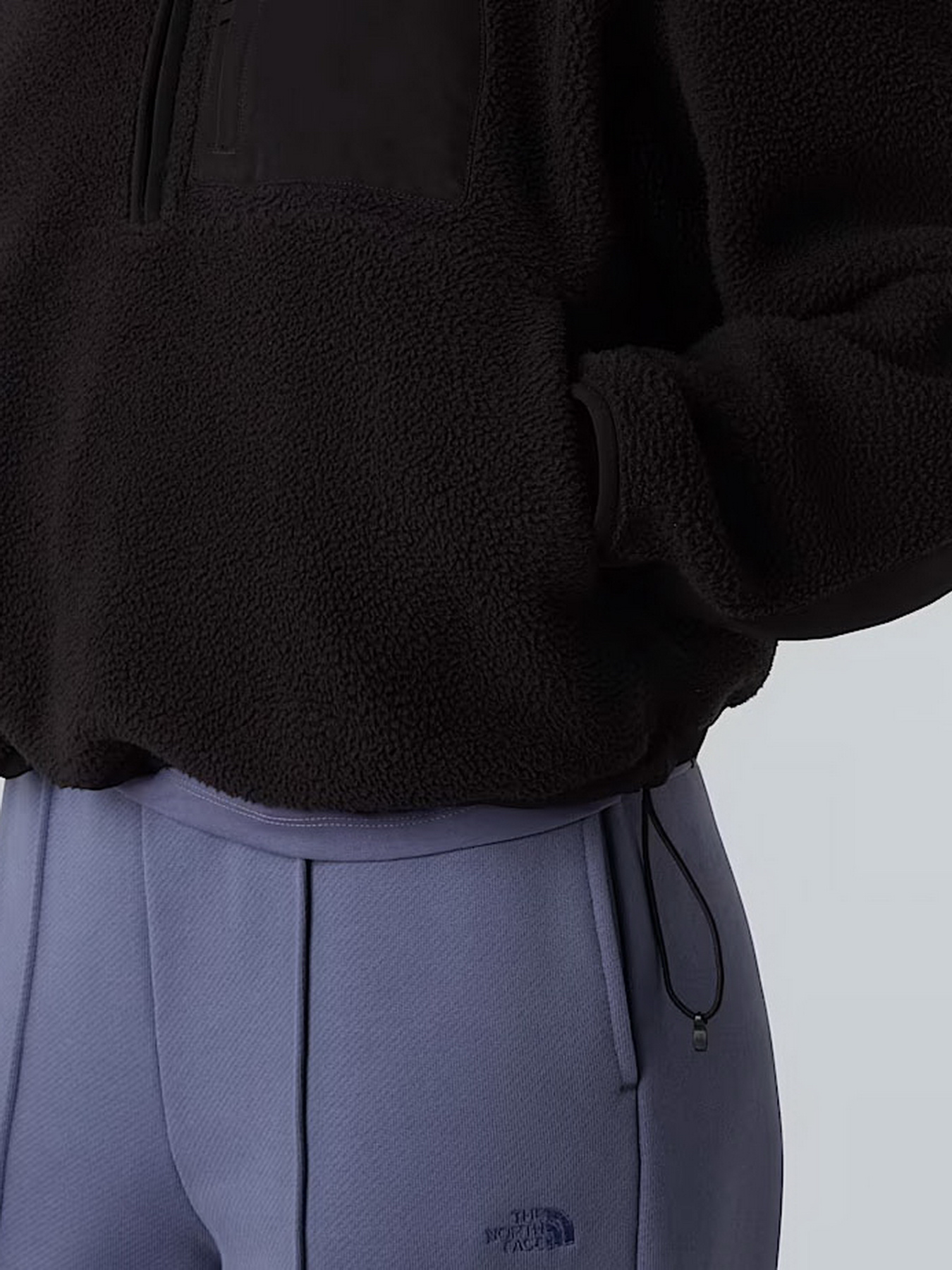 Худи и свитшоты The North Face Yumiori Off Peak модель NF0A8EV0JK31 Фото