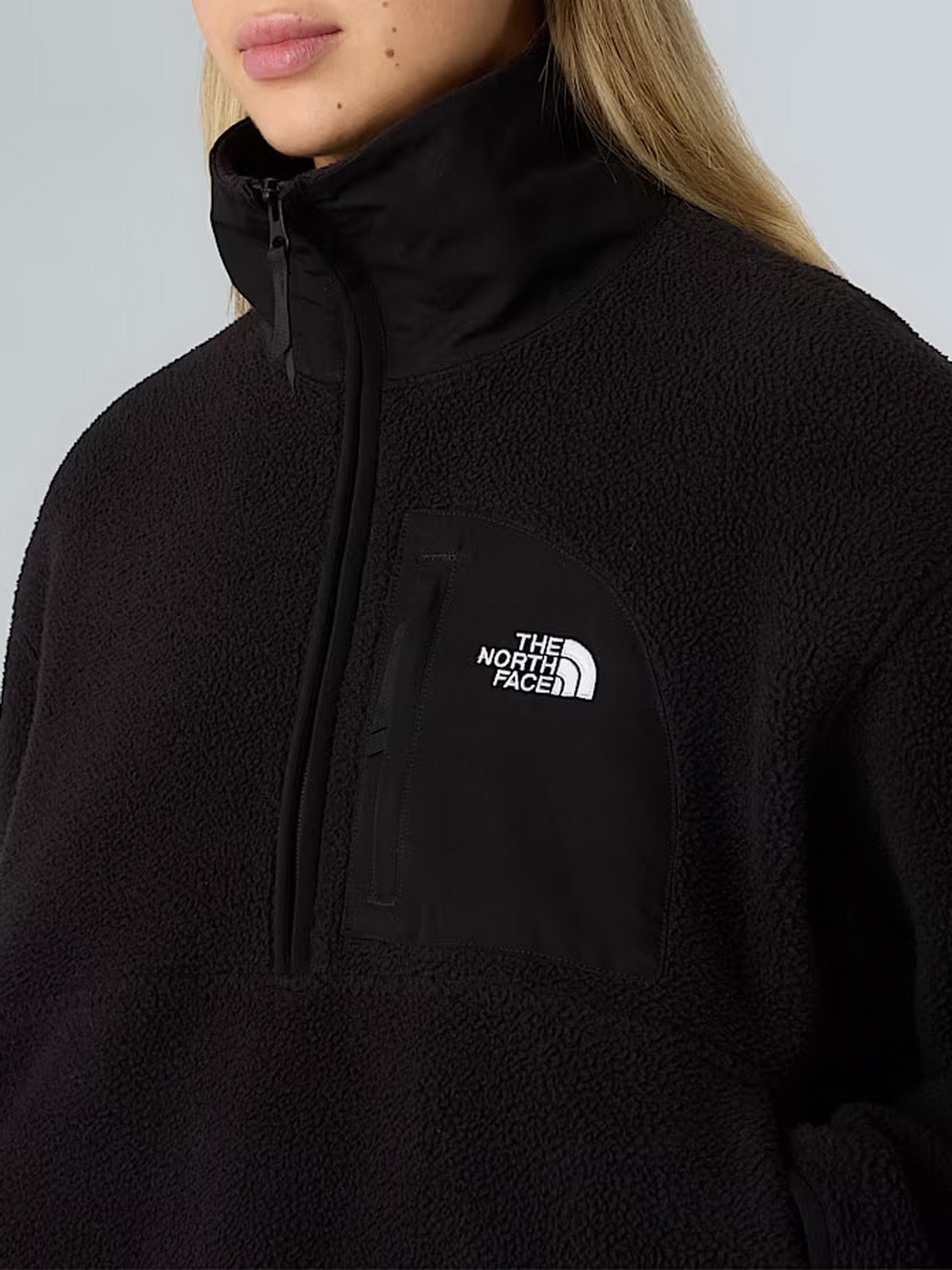 Худи и свитшоты The North Face Yumiori Off Peak модель NF0A8EV0JK31 Фото