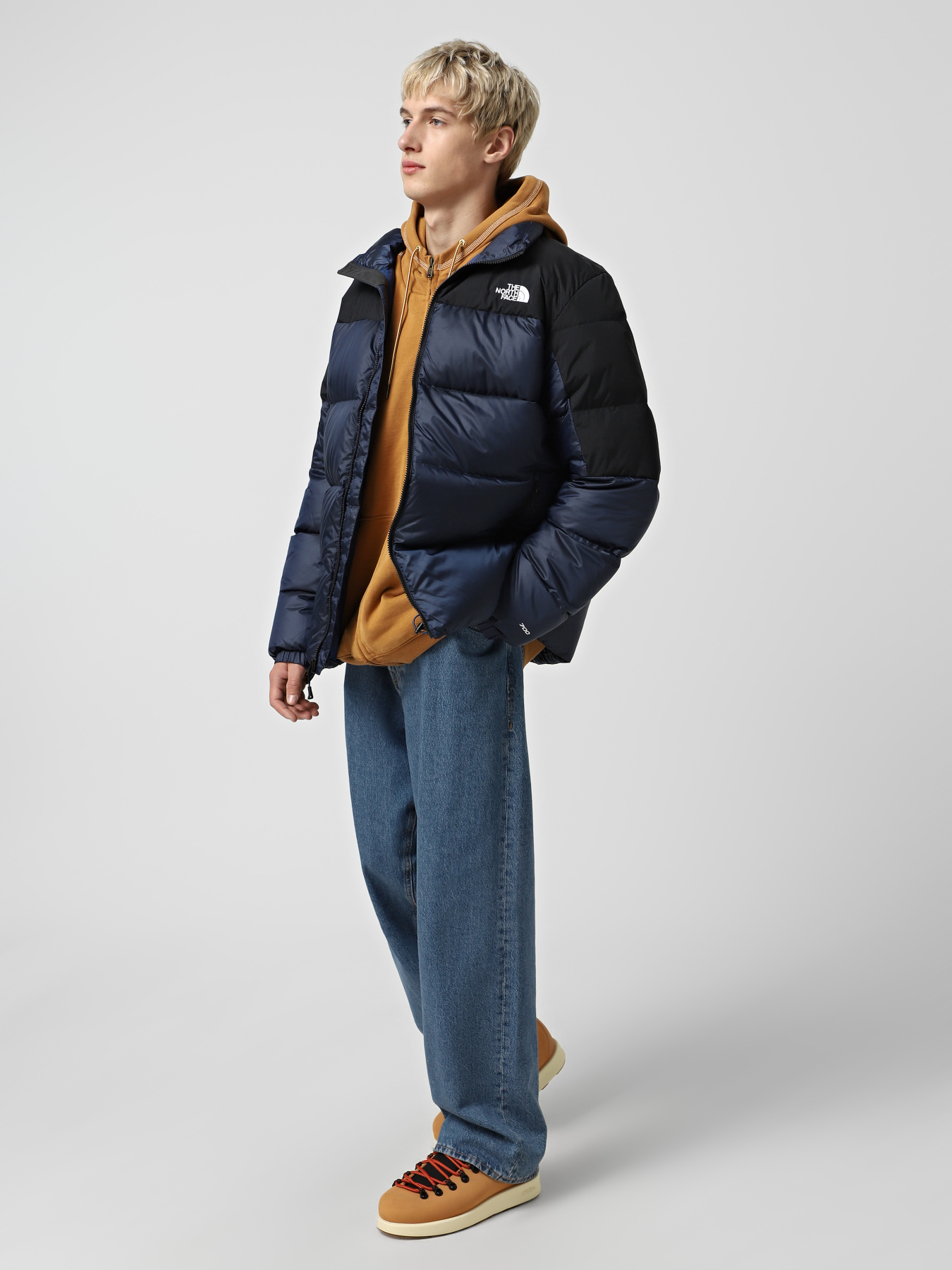 Куртки та дублянки The North Face Diablo Down 2.0 модель NF0A8993A1C1 Фото