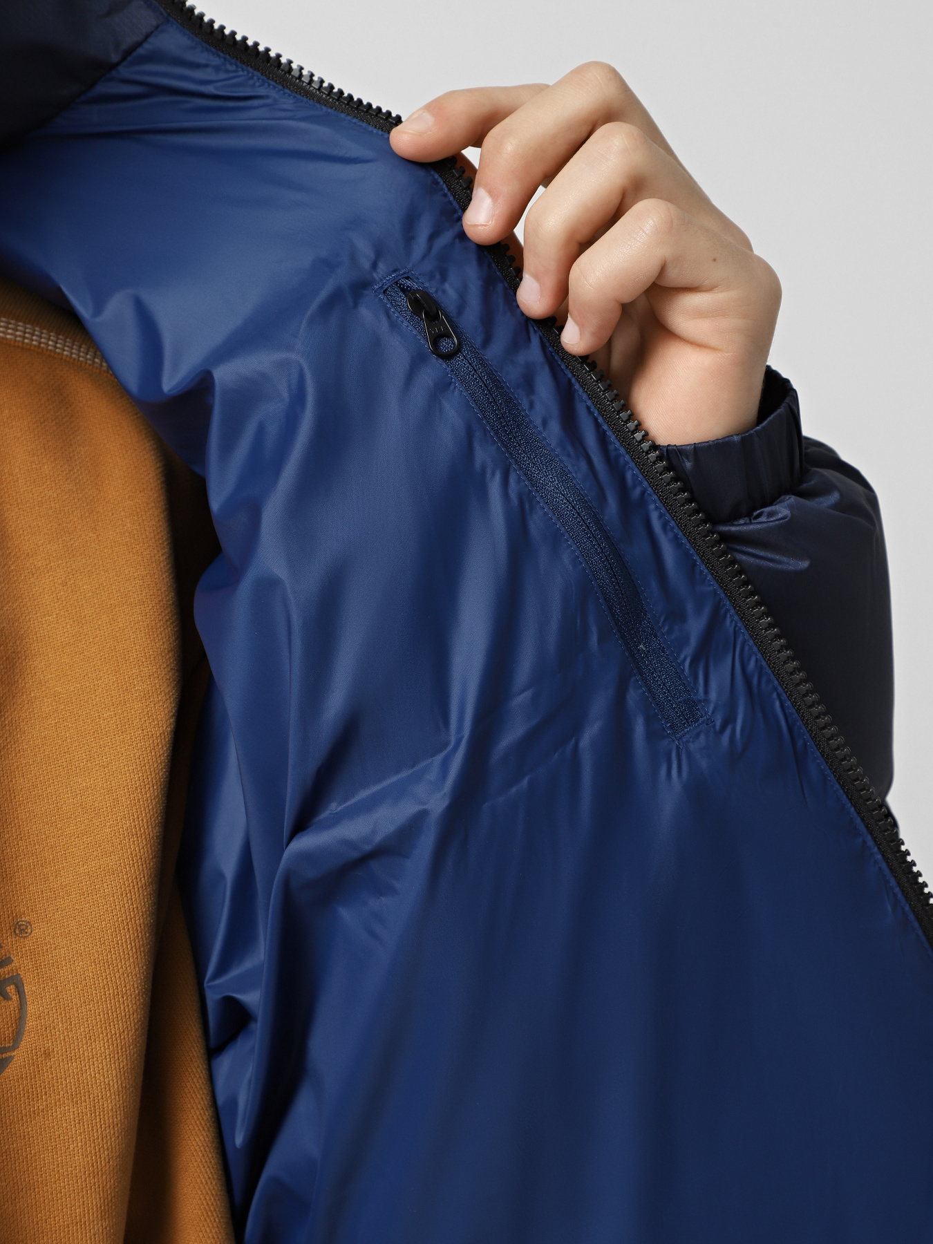Куртки та дублянки The North Face Diablo Down 2.0 модель NF0A8993A1C1 Фото