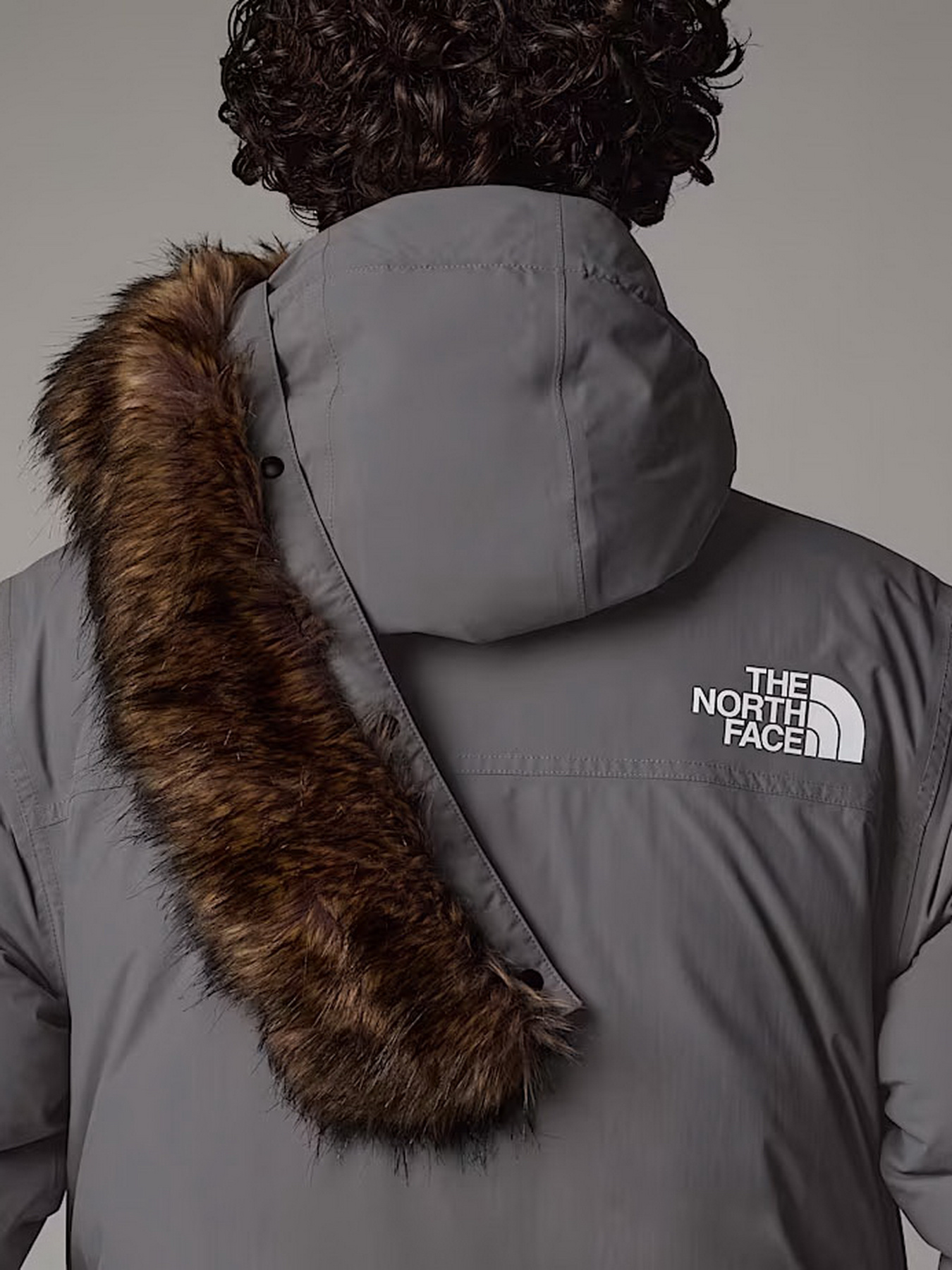 Куртки та дублянки The North Face модель NF0A5GJFEKP1 Куртки та дублянки The North Face модель NF0A5GJFEKP1 Фото