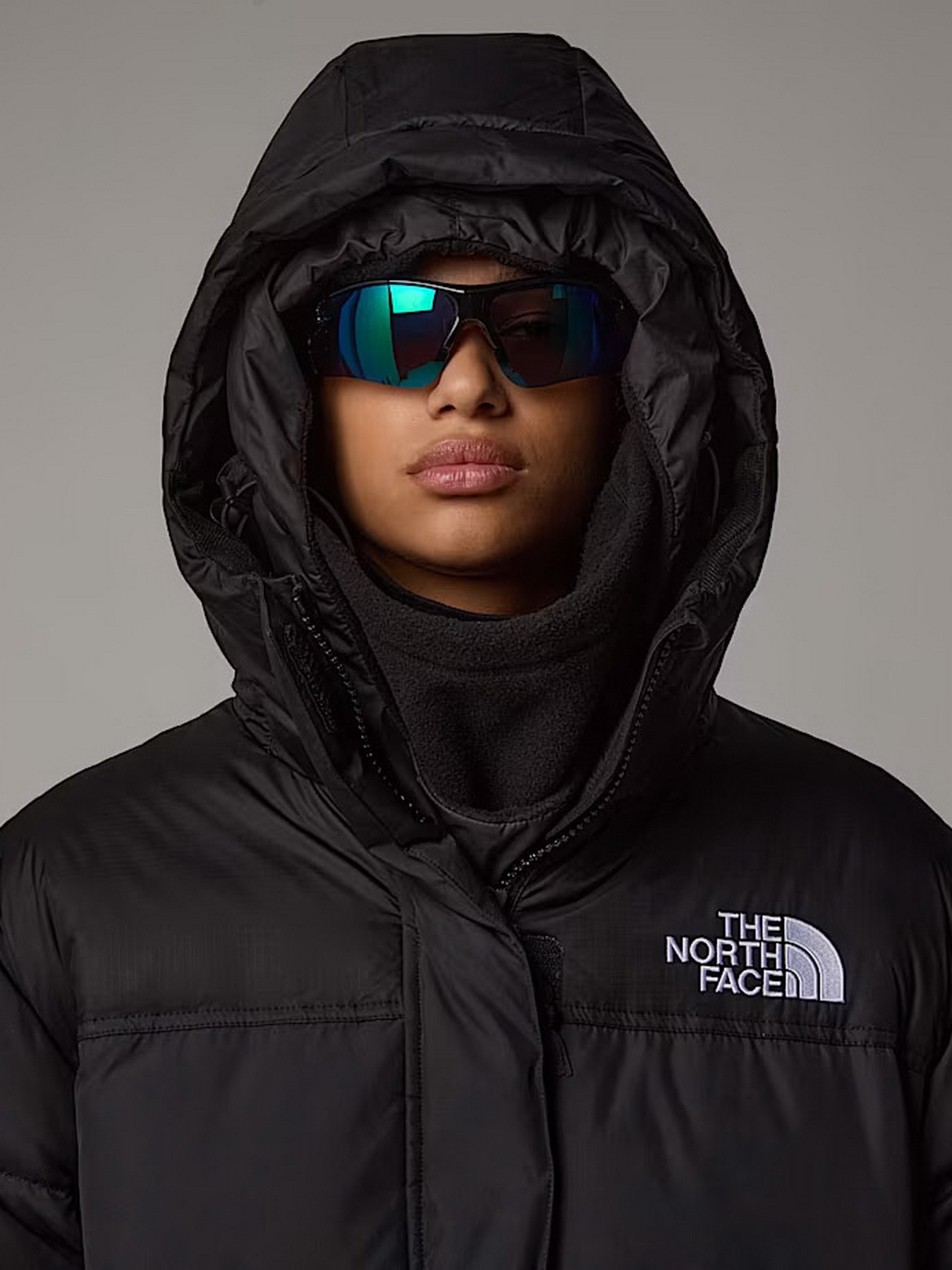 Куртки та дублянки The North Face модель NF0A832KGOE1 Фото