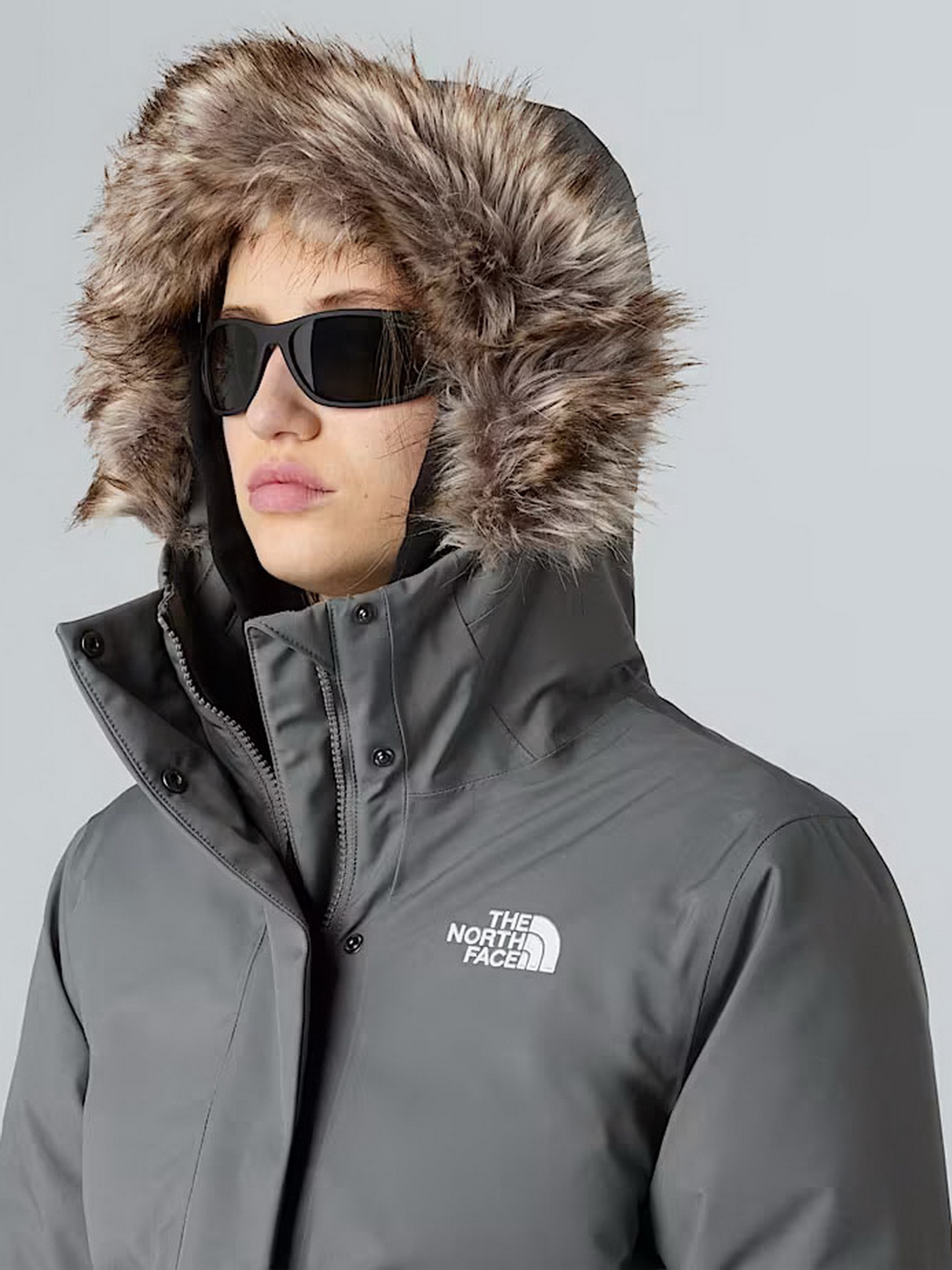 Куртки и дубленки The North Face модель NF0A84J20UZ1 Фото