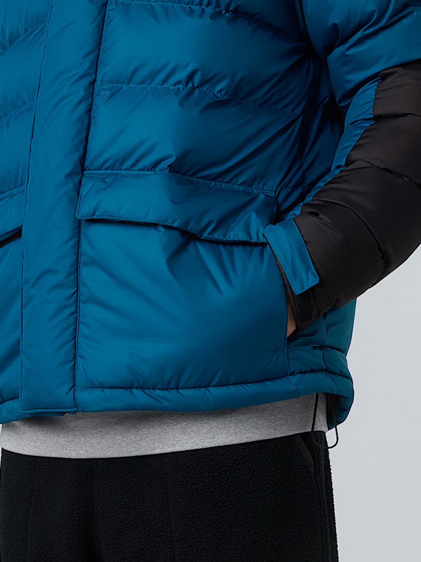 Куртки и дубленки The North Face Limbara модель NF0A89EGBSI1 Фото