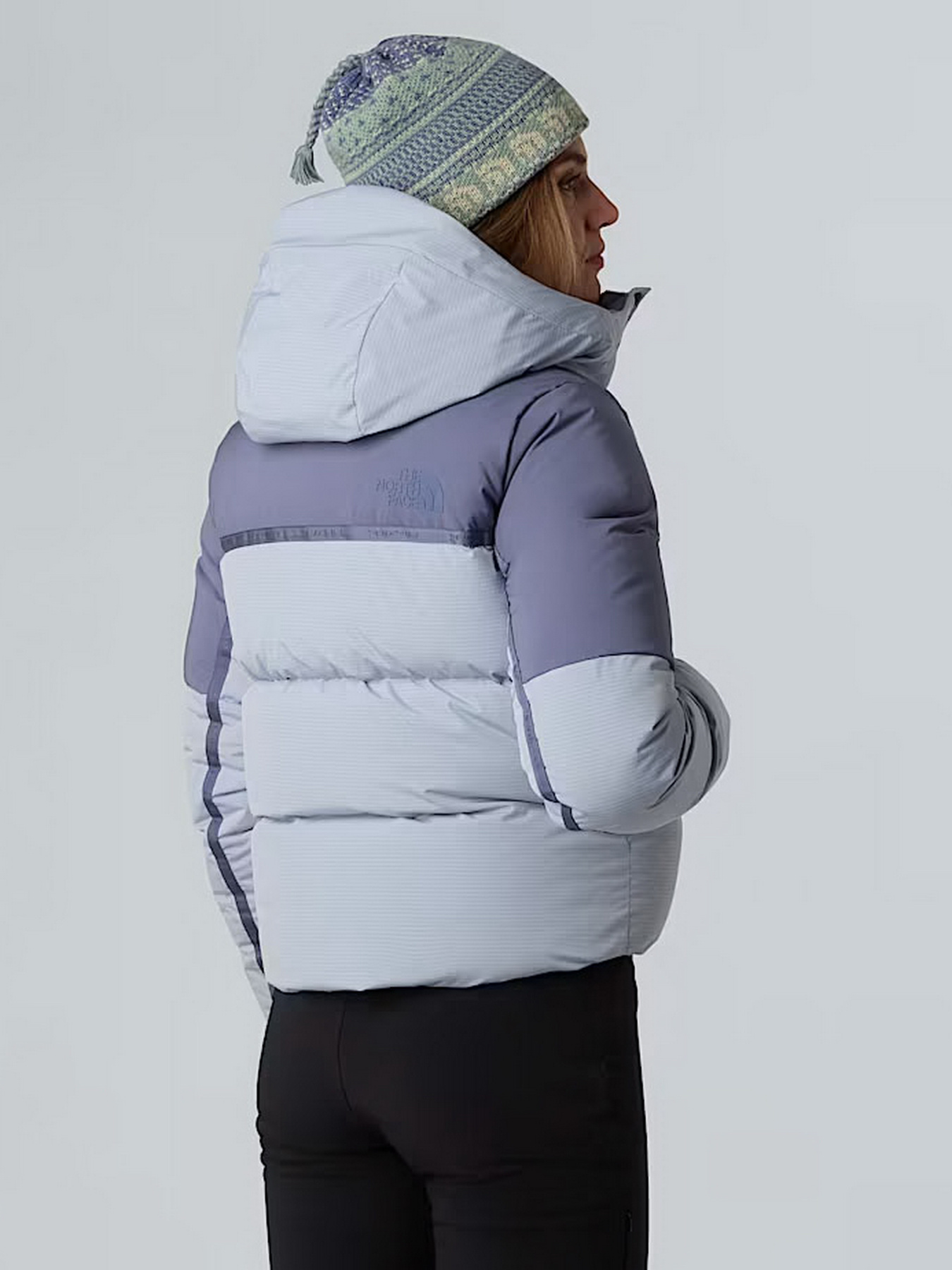 Куртки та дублянки The North Face модель NF0A87WTEHA1 Фото