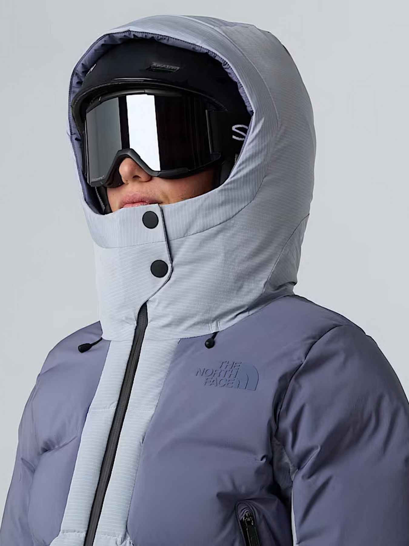 Куртки та дублянки The North Face модель NF0A87WTEHA1 Фото