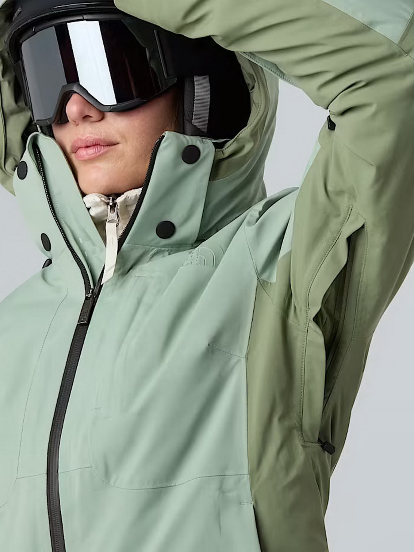 Куртки и дубленки The North Face модель NF0A8DDTBQ11 Фото