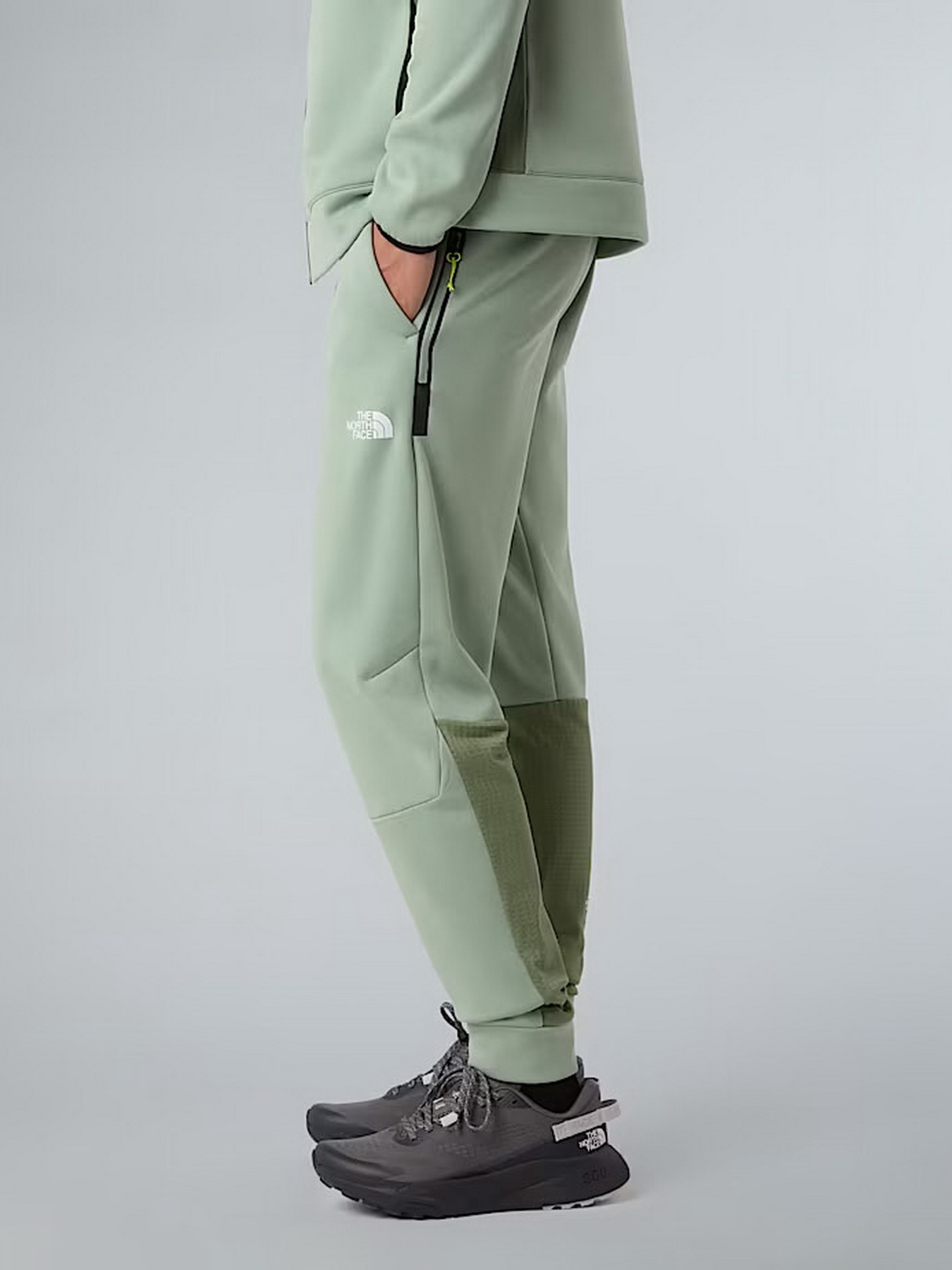 Брюки The North Face Mountain Athletics модель NF0A893SD5M1 Фото