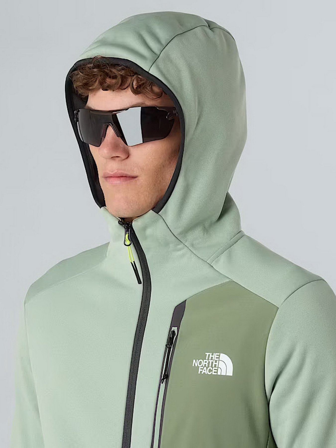 Худи и свитшоты The North Face Mountain Athletics модель NF0A8DY7D5M1 Фото