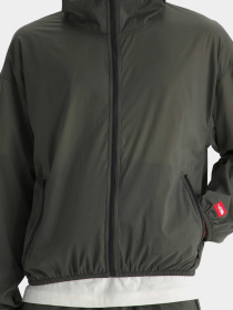 Куртки и дубленки The North Face M TNF RED BOX PACKABLE HOODED модель NF0A8EFW21L1 Фото