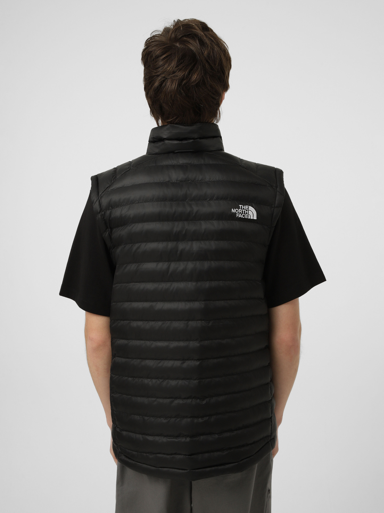 Куртки та дублянки The North Face M HUILA SYNTH VEST модель NF0A8DW4JK31 Куртки та дублянки The North Face M HUILA SYNTH VEST модель NF0A8DW4JK31 Фото