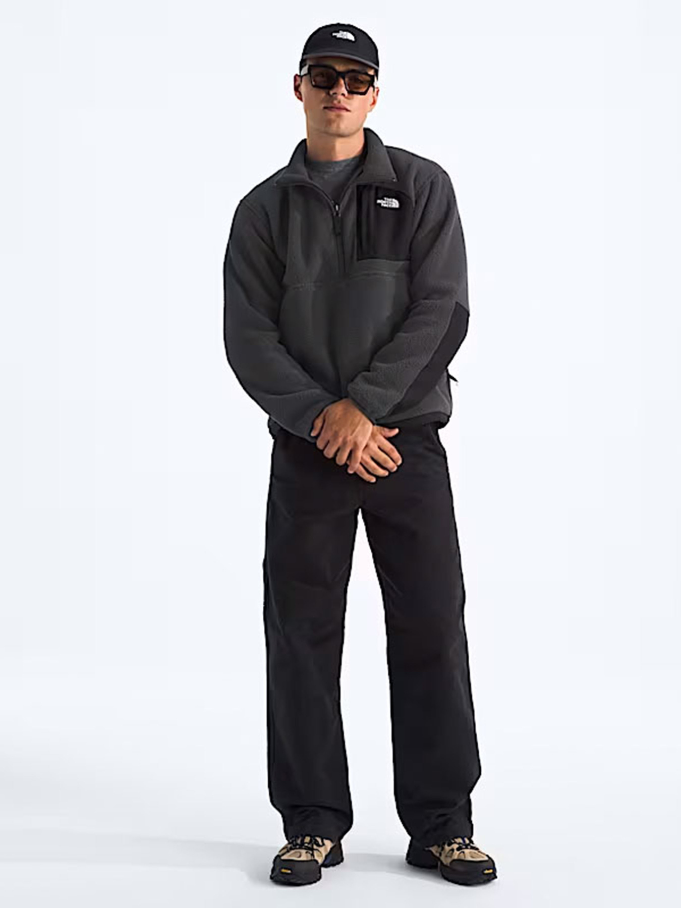 Худи и свитшоты The North Face M YUMIORI OFF PEAK 1/2 ZIP JAC модель NF0A8FKPMN81 Худи и свитшоты The North Face M YUMIORI OFF PEAK 1/2 ZIP JAC модель NF0A8FKPMN81 Фото