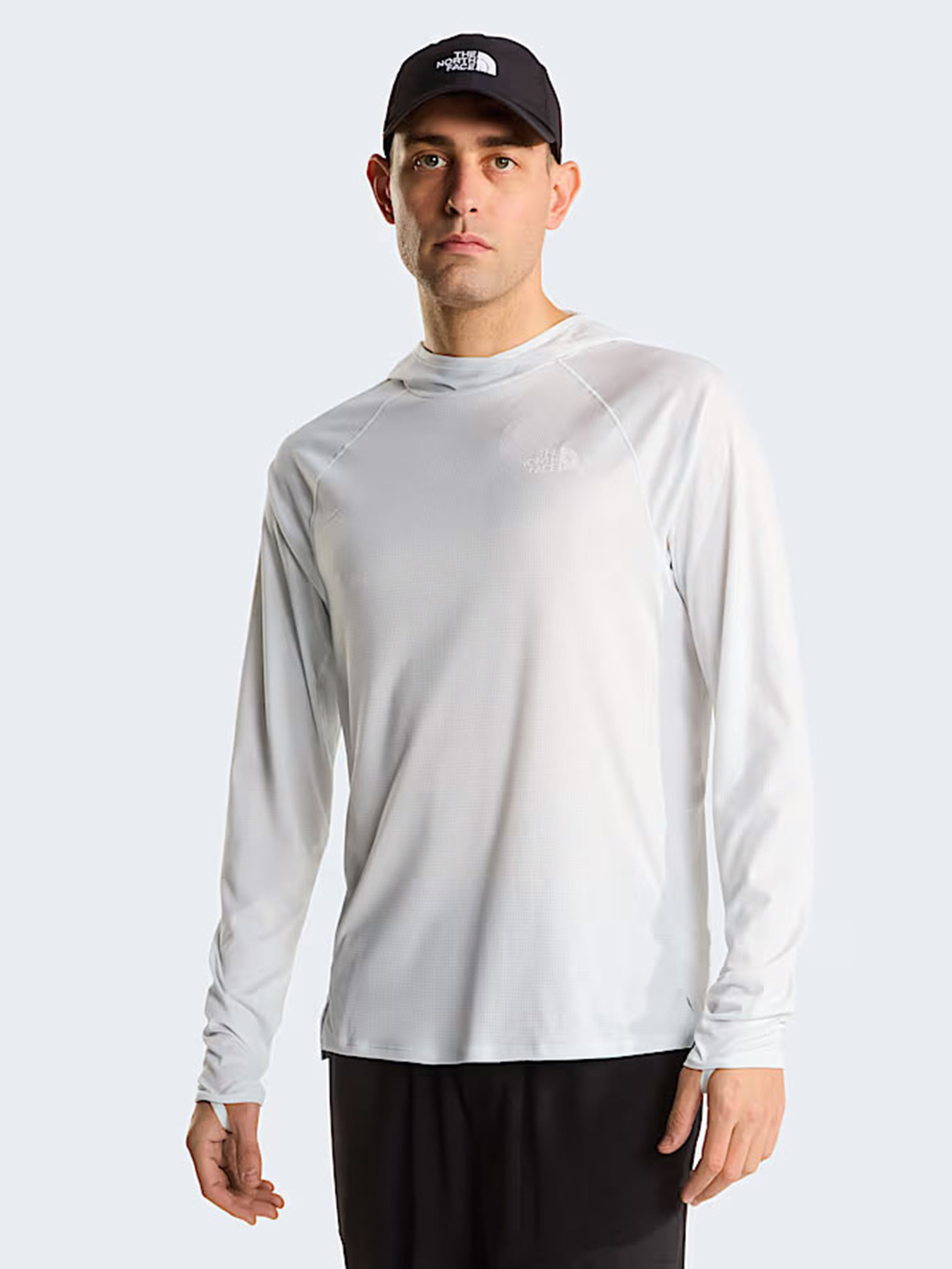 Худі та світшоти The North Face M SUNRISER HOODIE модель NF0A8BN8FNN1 Фото