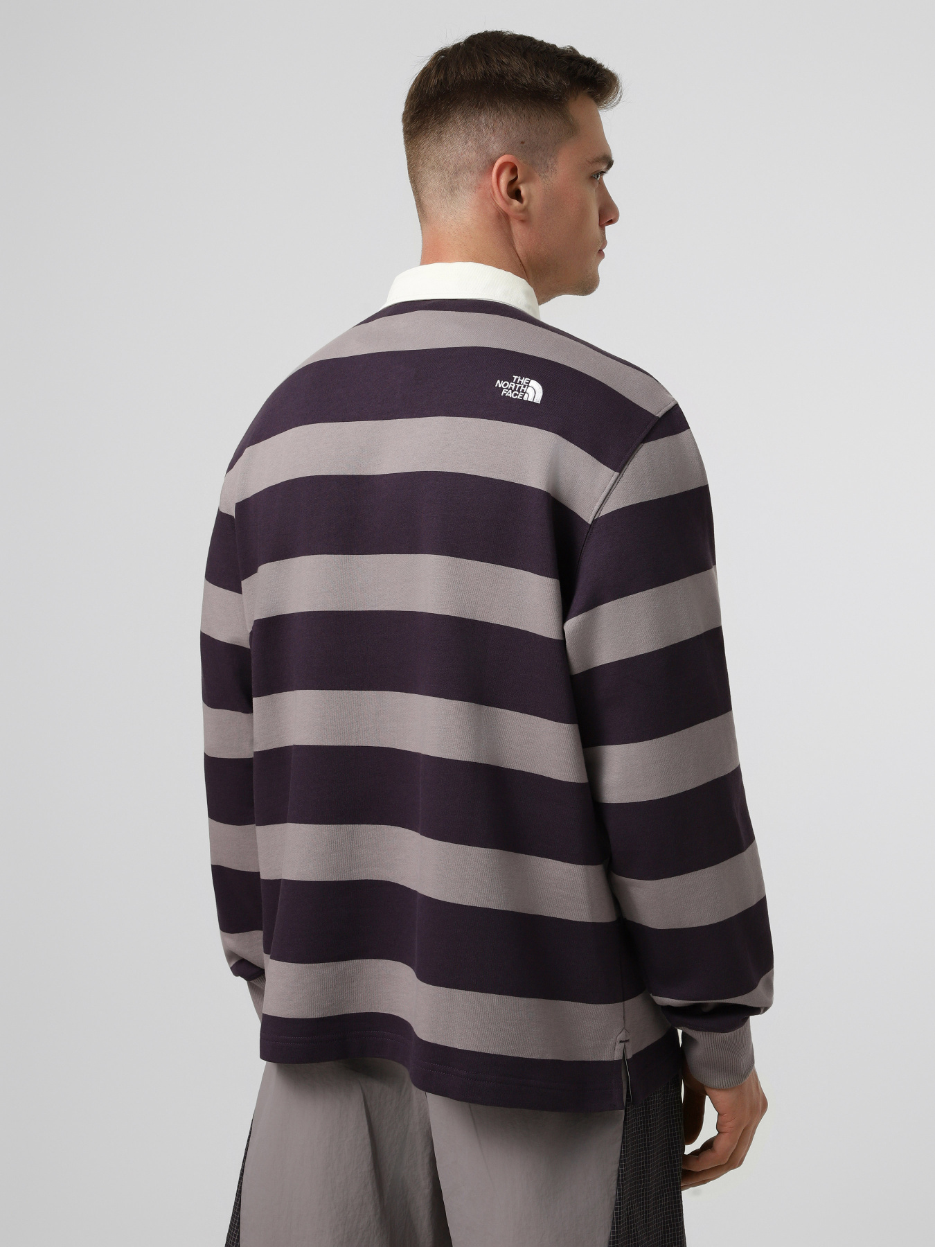 Футболки і поло The North Face U RUGBY POLO SWEATSHIRT модель NF0A8GAWJZU1 Футболки і поло The North Face U RUGBY POLO SWEATSHIRT модель NF0A8GAWJZU1 Фото