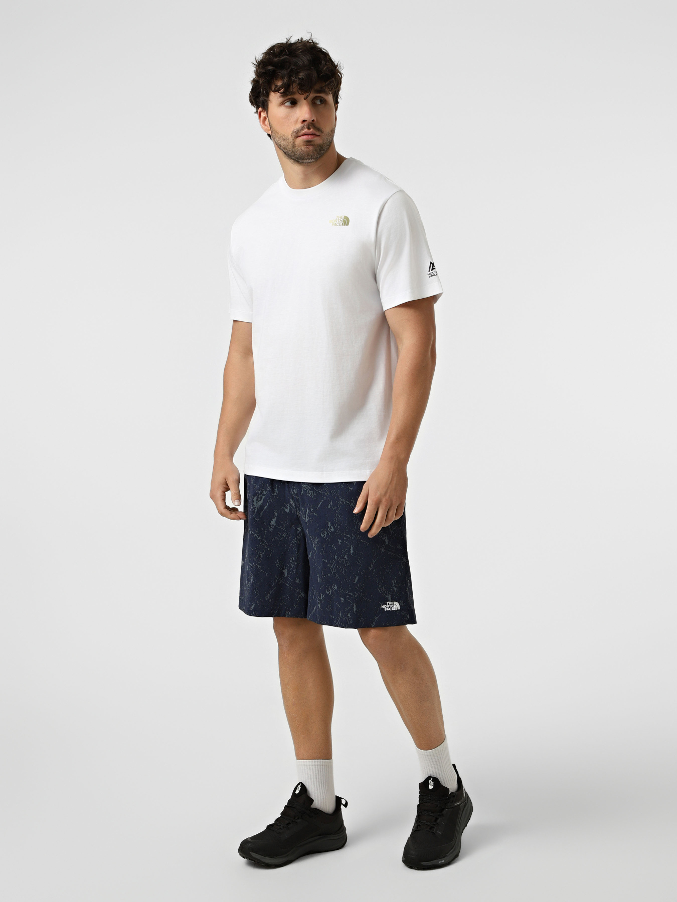 Футболки і поло The North Face M MA GRAPHIC REGULAR SHORT SLE модель NF0A8GA4FN41 Футболки і поло The North Face M MA GRAPHIC REGULAR SHORT SLE модель NF0A8GA4FN41 Фото