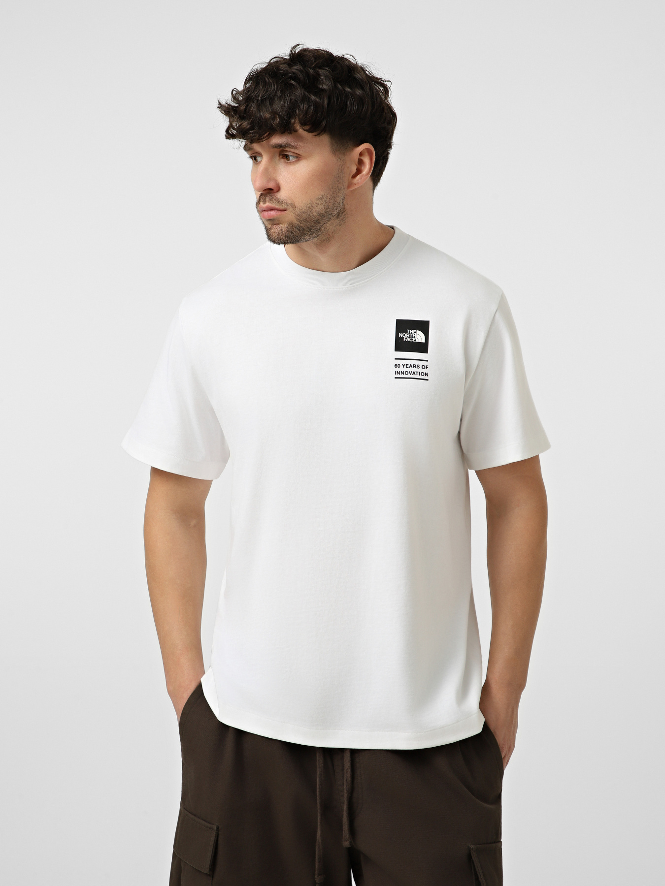 Футболки і поло The North Face M TNF CELEBRATION RELAXED SHOR модель NF0A8GARFN41 Футболки і поло The North Face M TNF CELEBRATION RELAXED SHOR модель NF0A8GARFN41 Фото