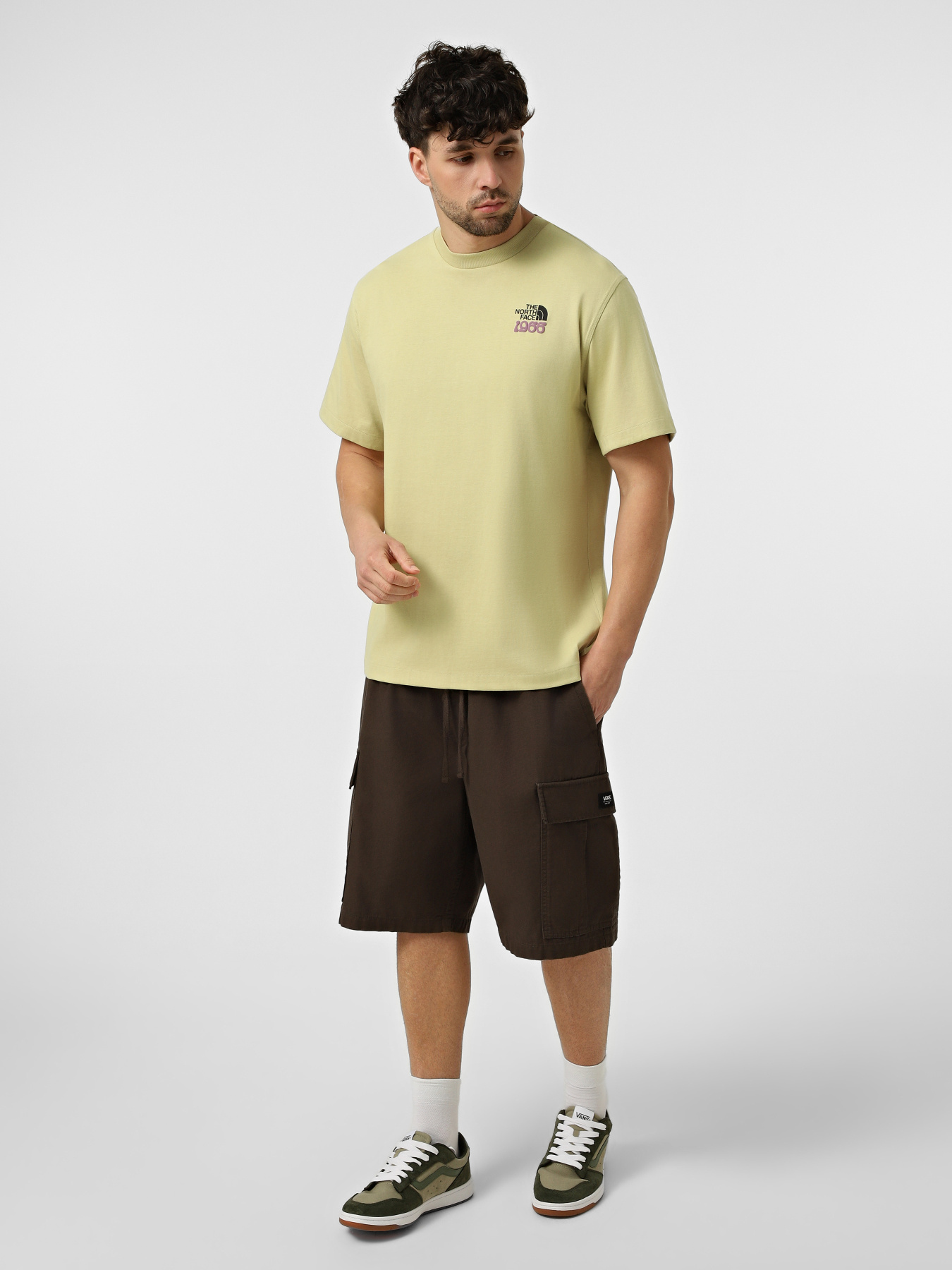 Футболки і поло The North Face M 1966 FLORA RELAXED SHORT SLE модель NF0A8GB2G731 Футболки і поло The North Face M 1966 FLORA RELAXED SHORT SLE модель NF0A8GB2G731 Фото