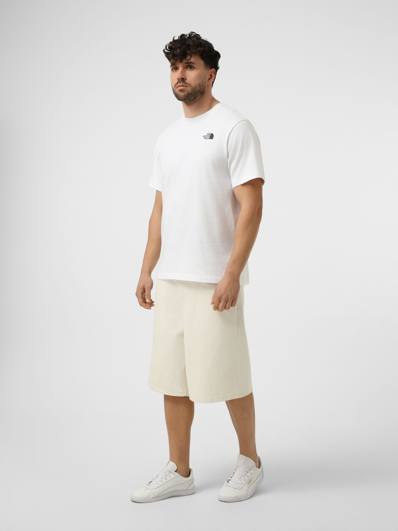 Футболки і поло The North Face M NORTH FACES REGULAR SHORT SL модель NF0A8GUWFN41 Футболки і поло The North Face M NORTH FACES REGULAR SHORT SL модель NF0A8GUWFN41 Фото