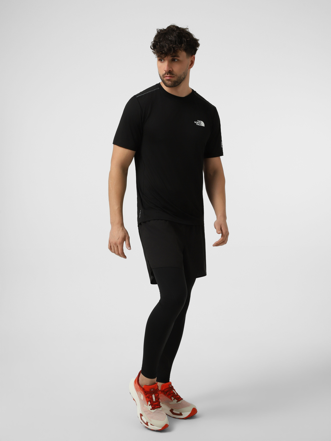 Футболки і поло The North Face M MOUNTAIN ATHLETICS TAPE SHOR модель NF0A8DY9JK31 Фото