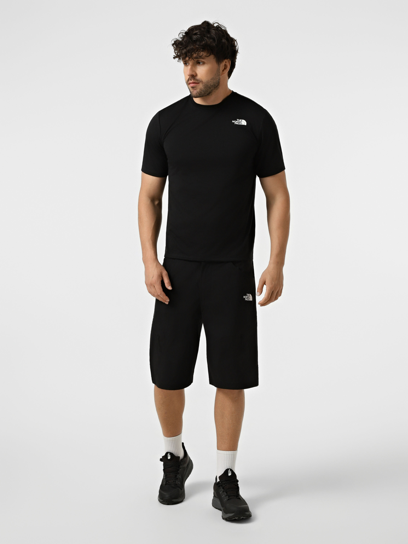 Футболки і поло The North Face M BITMAP SILHOUETTE SHORT SLEE модель NF0A8FTUJK31 Футболки і поло The North Face M BITMAP SILHOUETTE SHORT SLEE модель NF0A8FTUJK31 Фото