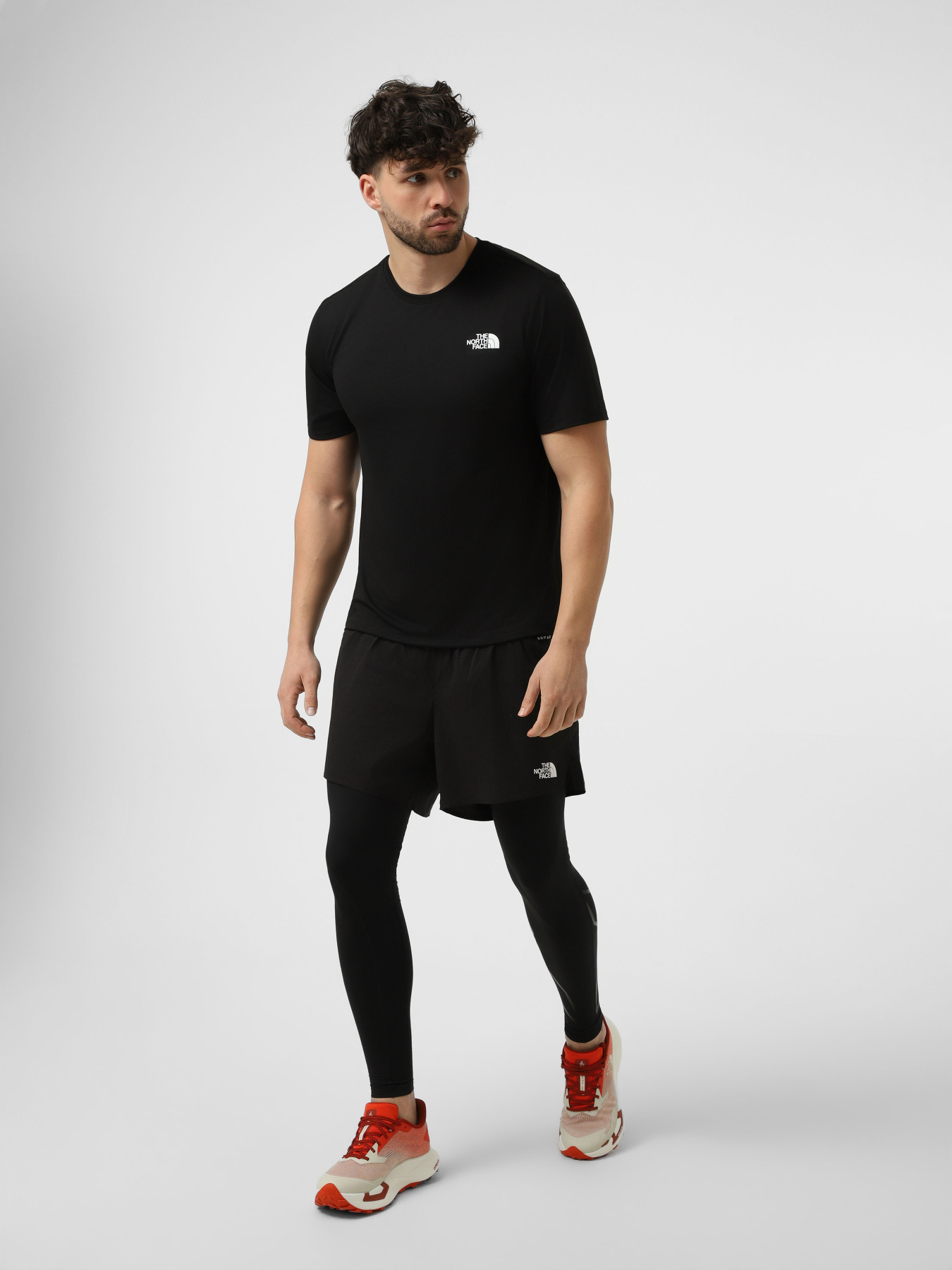 Футболки і поло The North Face M 24/7 SHORT SLEEVE TEE-GRAPHI модель NF0A8G83JK31 Футболки і поло The North Face M 24/7 SHORT SLEEVE TEE-GRAPHI модель NF0A8G83JK31 Фото