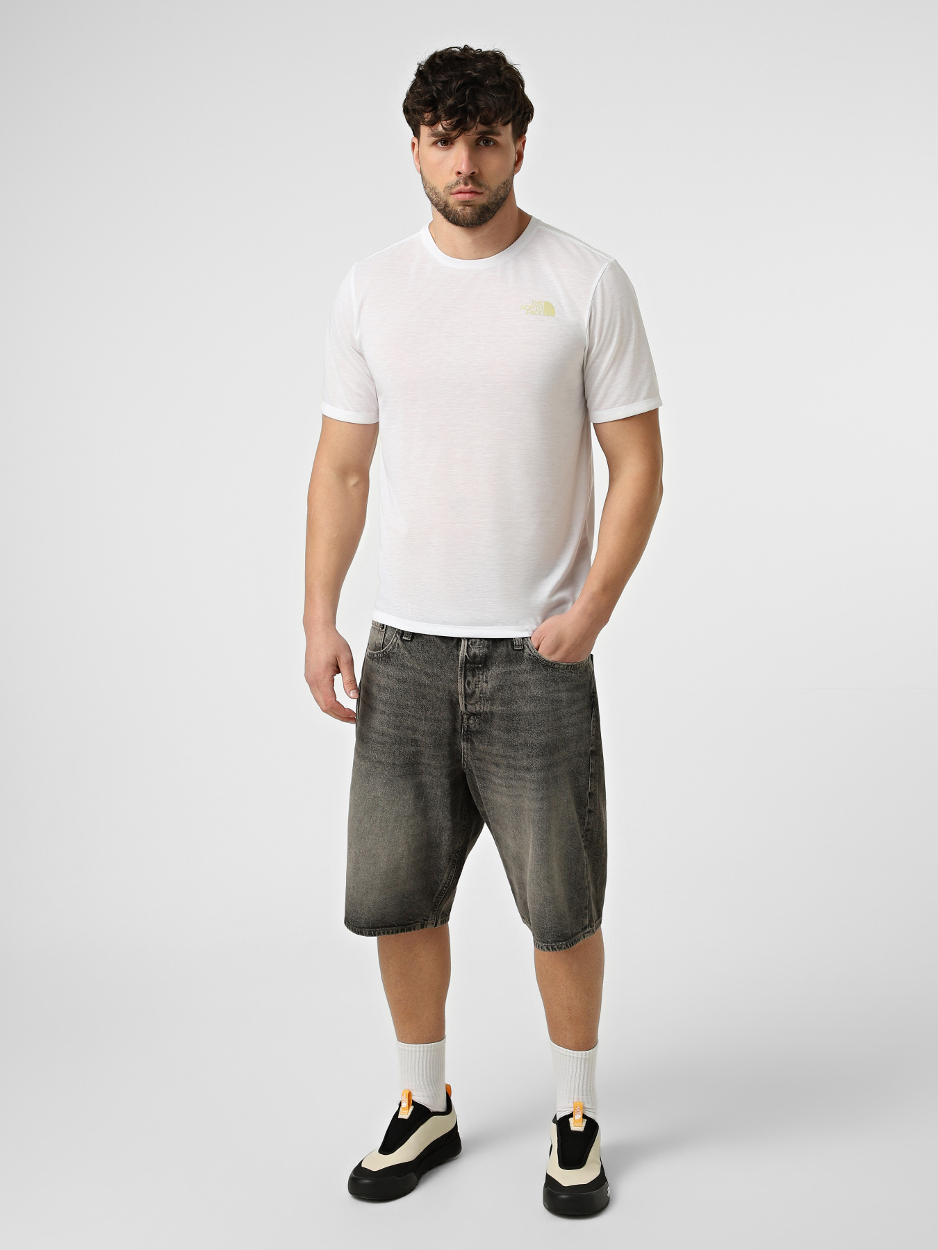 Футболки и поло The North Face M FOUNDATION MOUNT SS TEE модель NF0A8HEYFN41 Футболки и поло The North Face M FOUNDATION MOUNT SS TEE модель NF0A8HEYFN41 Фото