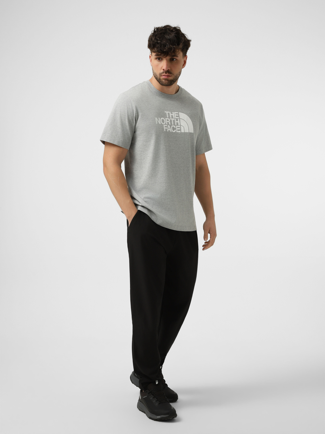 Брюки The North Face M MOUNTAIN ATHLETICS USHBA PAN модель NF0A8G8FJK31 Брюки The North Face M MOUNTAIN ATHLETICS USHBA PAN модель NF0A8G8FJK31 Фото