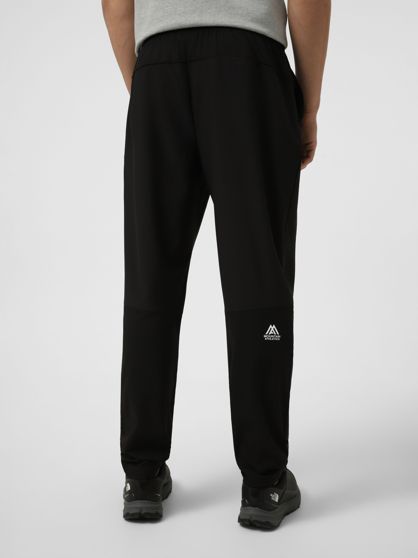 Брюки The North Face M MOUNTAIN ATHLETICS USHBA PAN модель NF0A8G8FJK31 Брюки The North Face M MOUNTAIN ATHLETICS USHBA PAN модель NF0A8G8FJK31 Фото