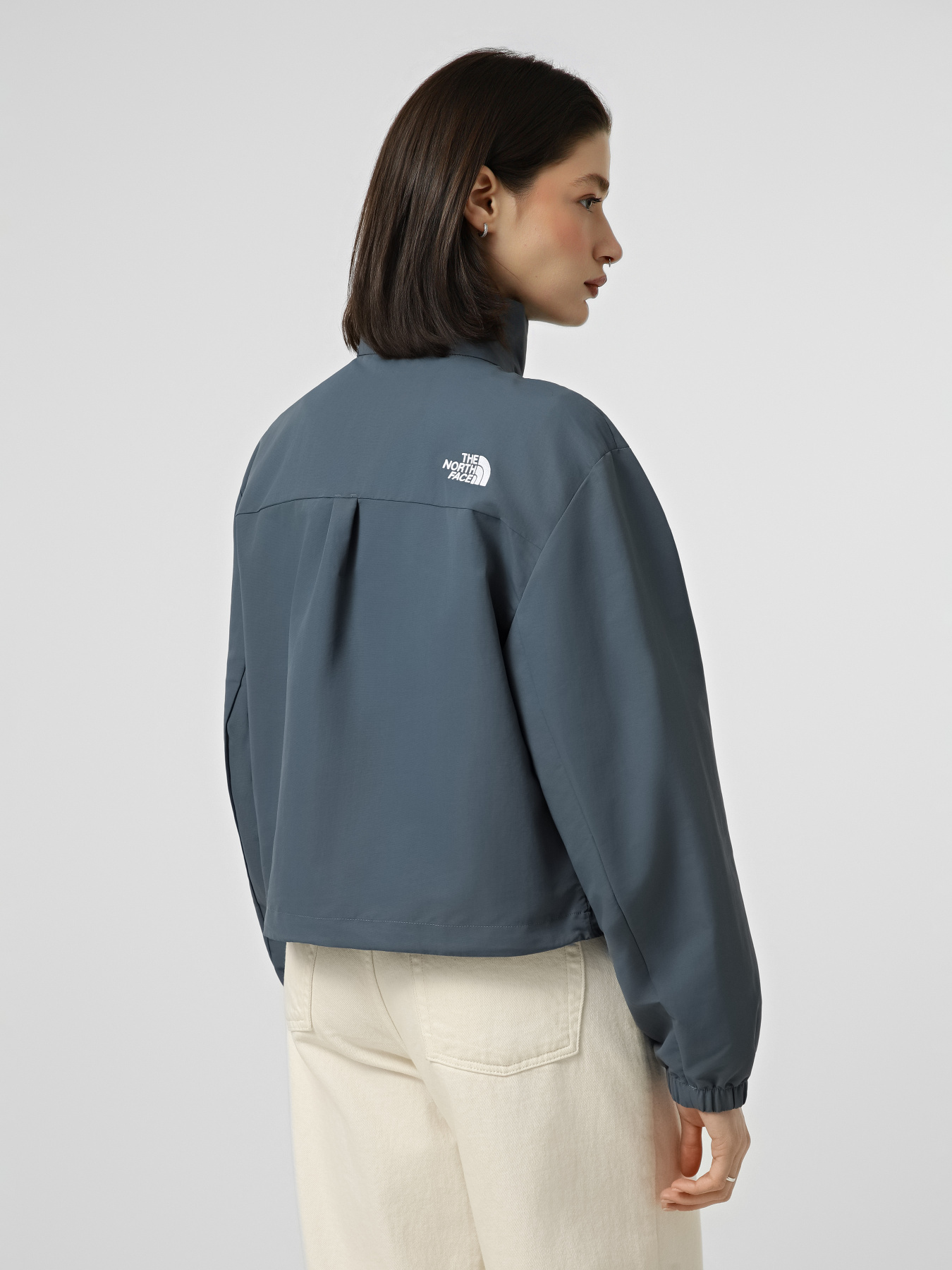 Куртки и дубленки The North Face W TNF EASY WIND JACKET модель NF0A8EUX0U31 Фото