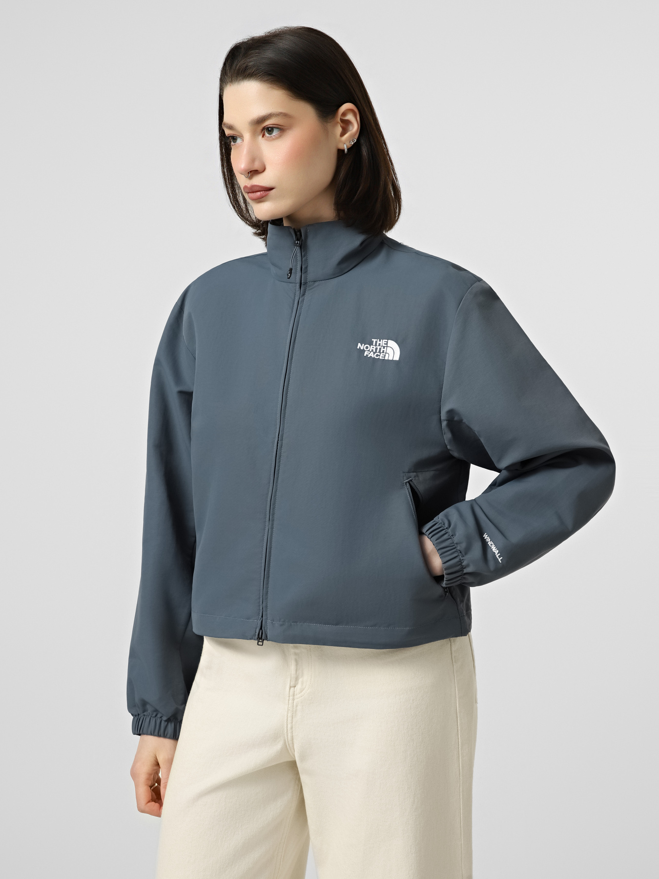 Куртки и дубленки The North Face W TNF EASY WIND JACKET модель NF0A8EUX0U31 Фото
