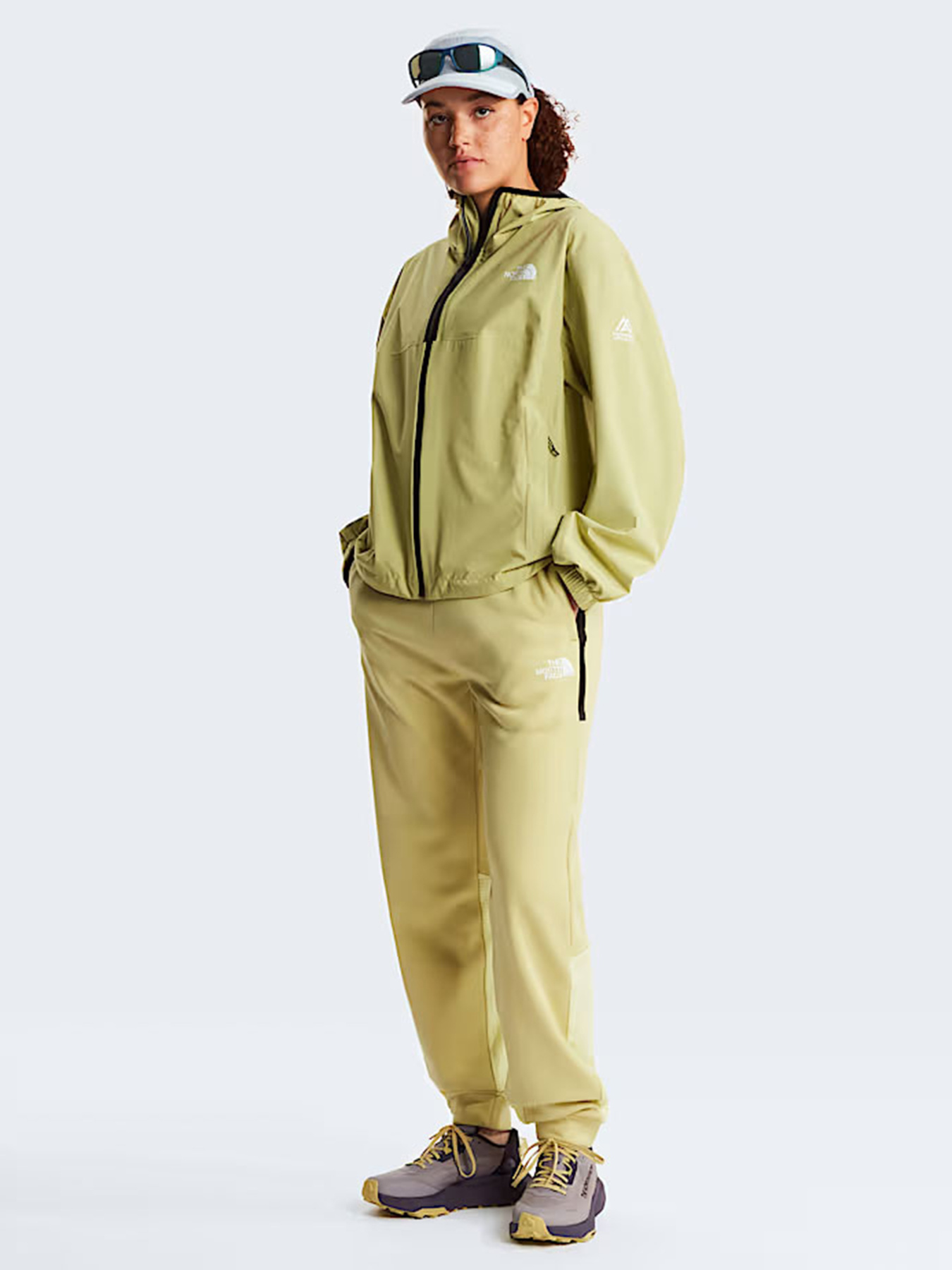 Куртки та дублянки The North Face W MOUNTAIN ATHLETICS RAINLIT H модель NF0A8DXVG731 Фото