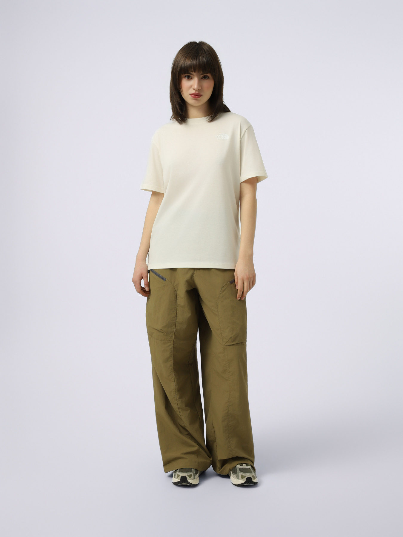 Футболки і поло The North Face W EVOLUTION BOX NSE RELAXED SH модель NF0A8B6WQLI1 Футболки і поло The North Face W EVOLUTION BOX NSE RELAXED SH модель NF0A8B6WQLI1 Фото