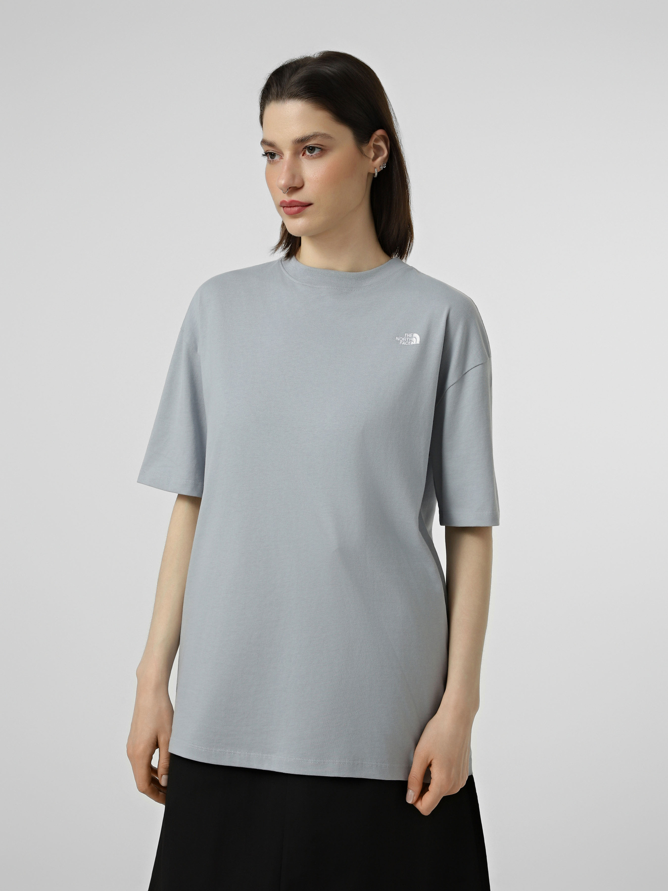 Футболки і поло The North Face W TNF ESSENTIAL SIMPLE DOME OS модель NF0A8EVXFM21 Футболки і поло The North Face W TNF ESSENTIAL SIMPLE DOME OS модель NF0A8EVXFM21 Фото