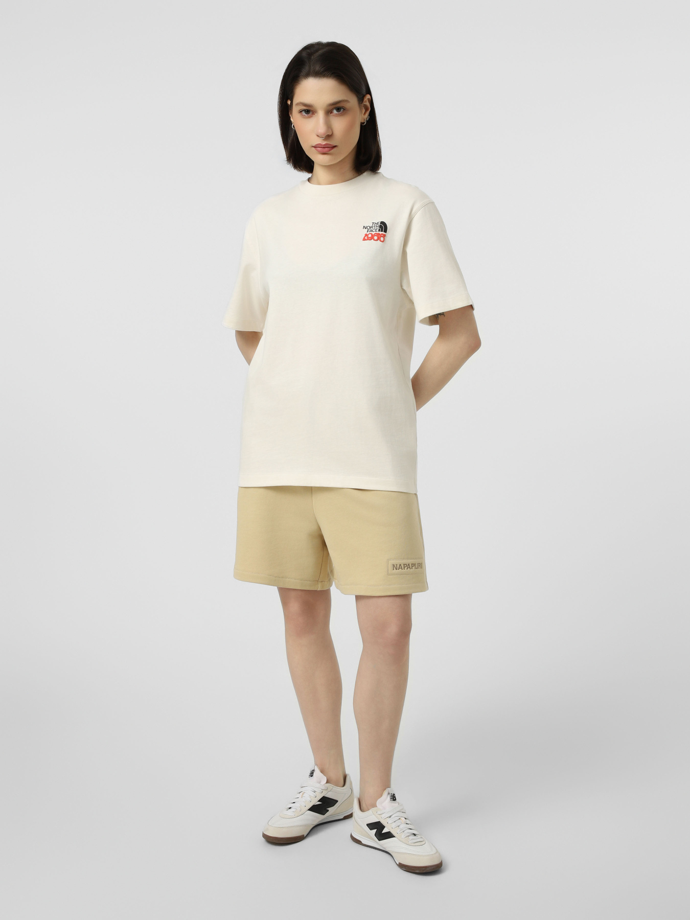 Футболки і поло The North Face M 1966 MOTION RELAXED SHORT SL модель NF0A8GAHQLI1 Футболки і поло The North Face M 1966 MOTION RELAXED SHORT SL модель NF0A8GAHQLI1 Фото