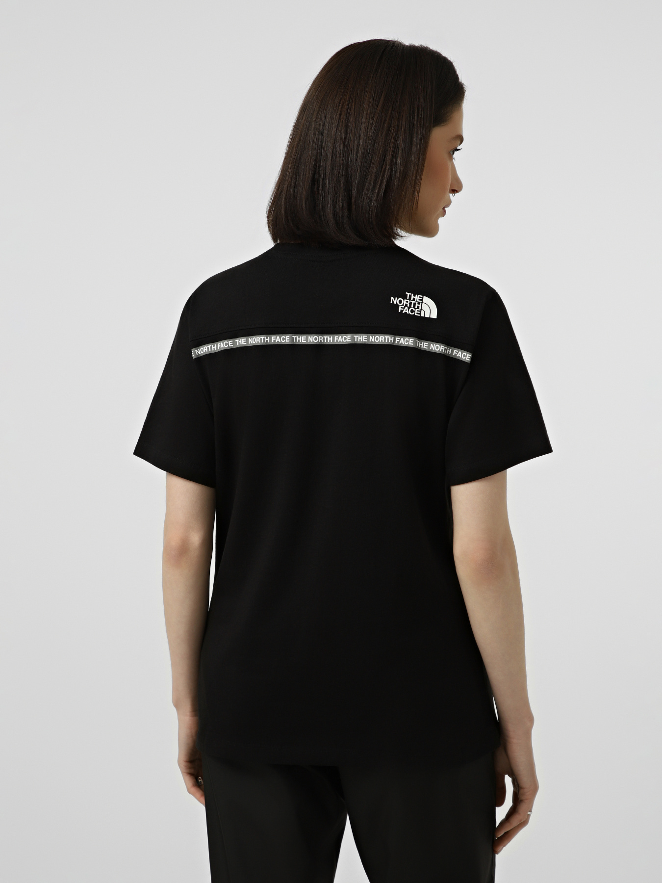 Футболки і поло The North Face W ZUMU RELAXED SHORT SLEEVE TE модель NF0A8GUSJK31 Футболки і поло The North Face W ZUMU RELAXED SHORT SLEEVE TE модель NF0A8GUSJK31 Фото