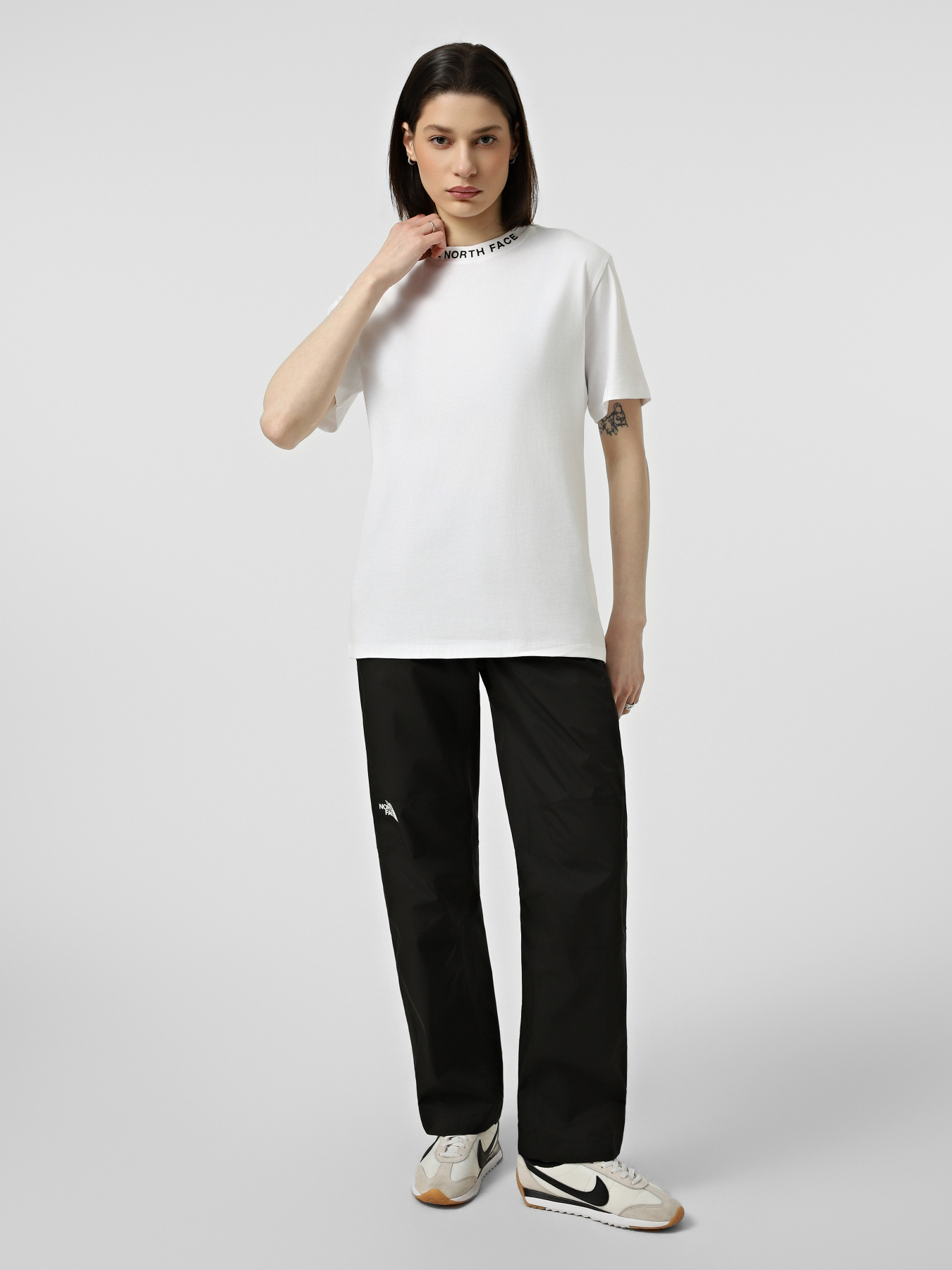 Футболки і поло The North Face W ZUMU RELAXED SHORT SLEEVE TE модель NF0A8GUSFN41 Футболки і поло The North Face W ZUMU RELAXED SHORT SLEEVE TE модель NF0A8GUSFN41 Фото