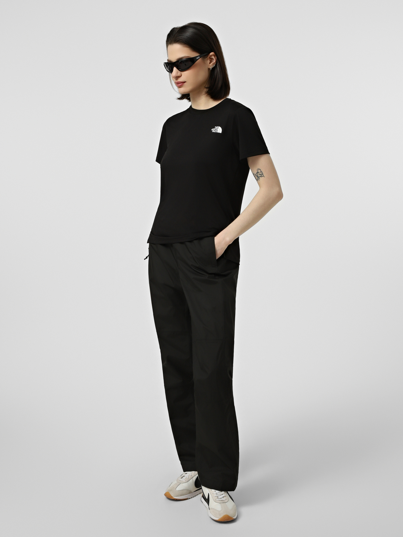 Футболки і поло The North Face W FLEX SHORT SLEEVES REG TEE модель NF0A8BRRJK31 Футболки і поло The North Face W FLEX SHORT SLEEVES REG TEE модель NF0A8BRRJK31 Фото