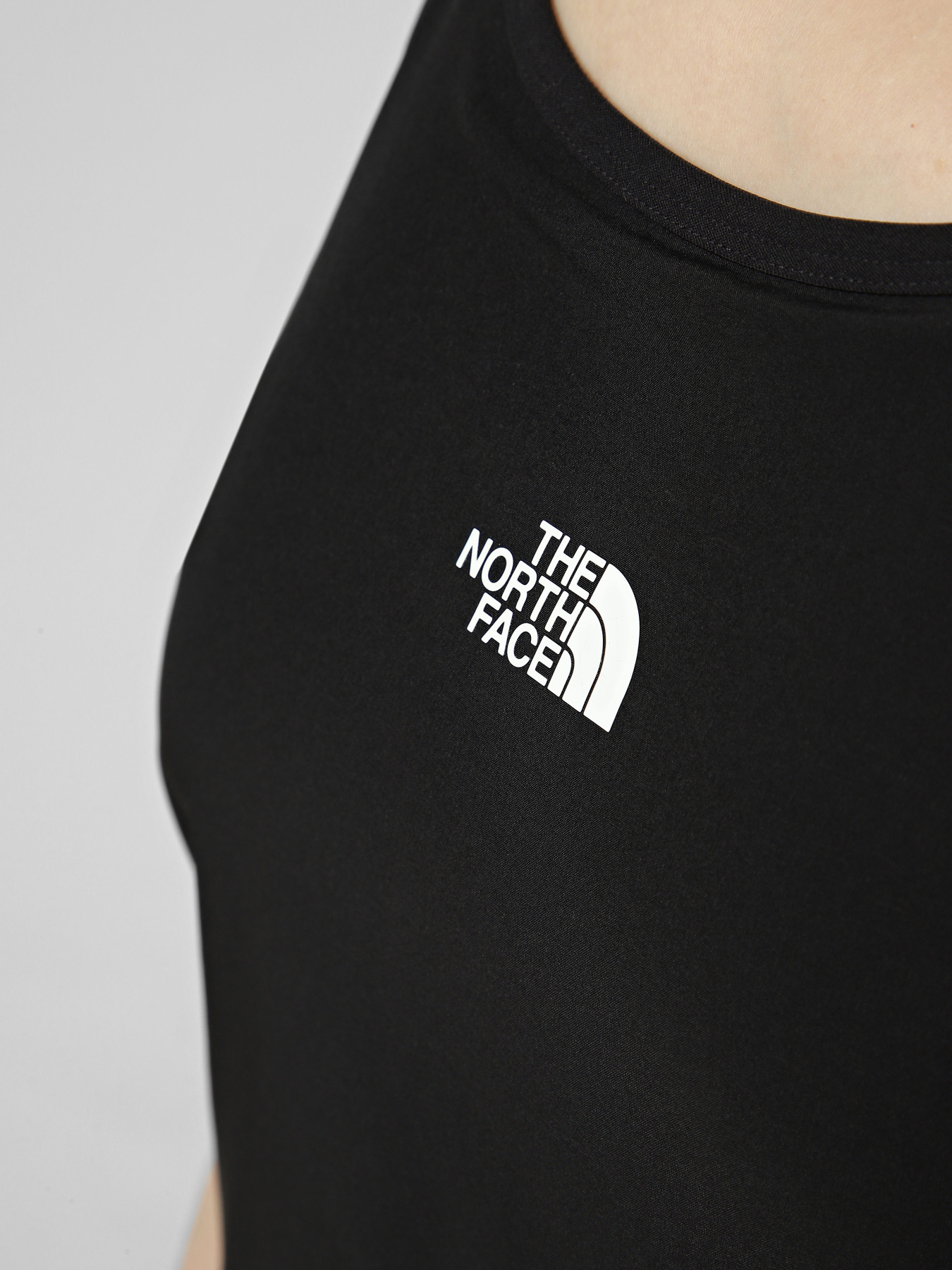 Платья The North Face W FLEX WOVEN 2IN1 DRESS модель NF0A8G26JK31 Фото