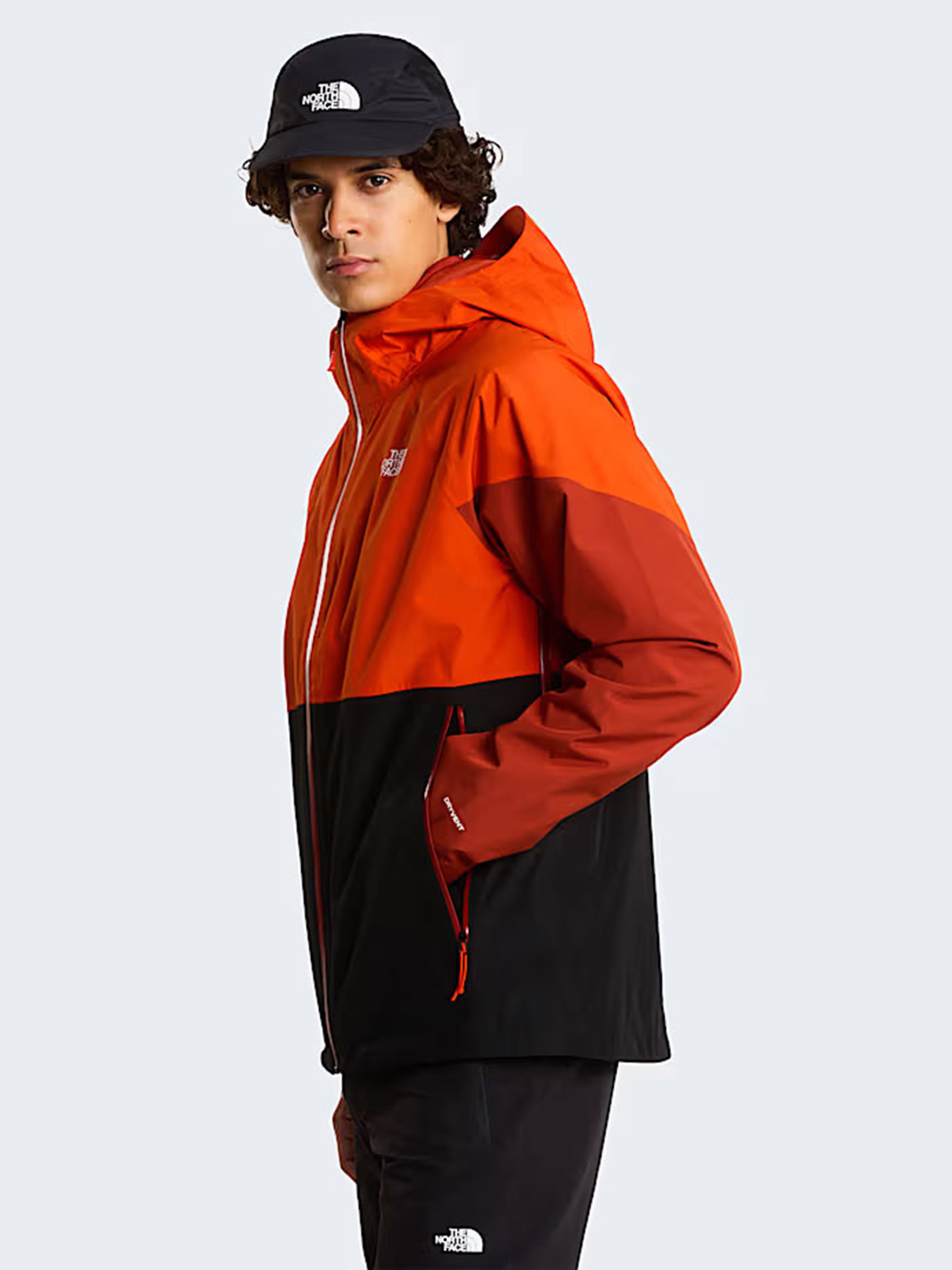 Куртки та дублянки The North Face M LIGHTNING ZIP-IN JACKET модель NF0A87GNMOF1 Фото