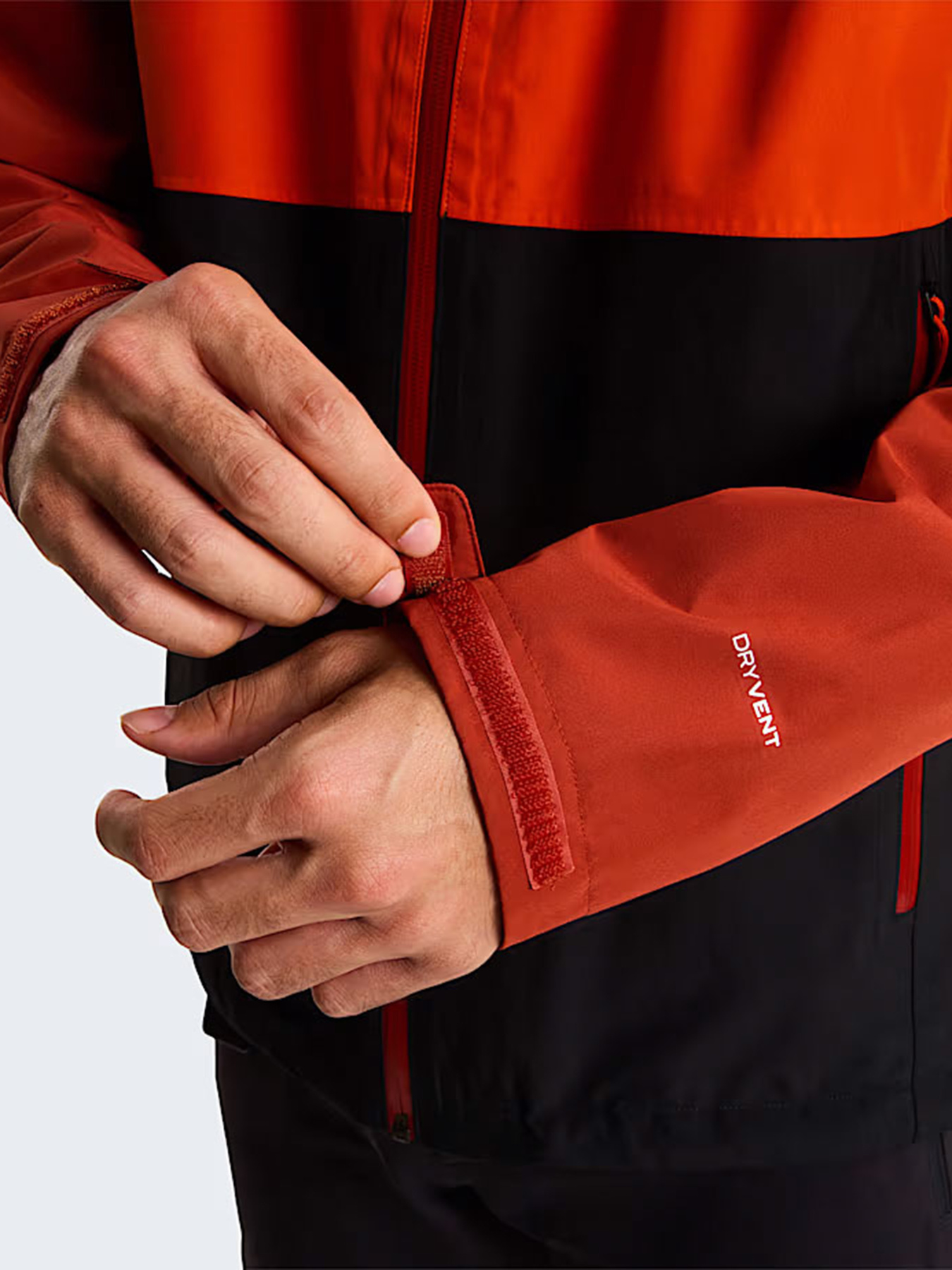 Куртки та дублянки The North Face M LIGHTNING ZIP-IN JACKET модель NF0A87GNMOF1 Фото