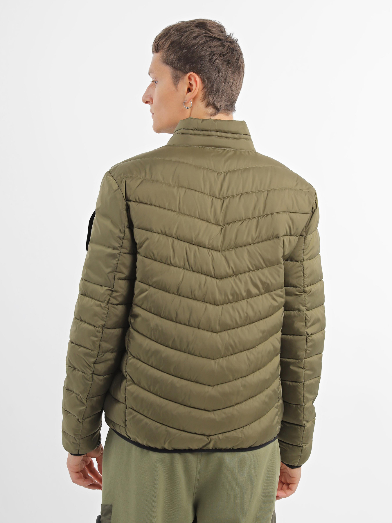 Куртки та дублянки National Geographic No Goose Puffer модель M221-01-121_оливковий Куртки та дублянки National Geographic No Goose Puffer модель M221-01-121_оливковий Фото