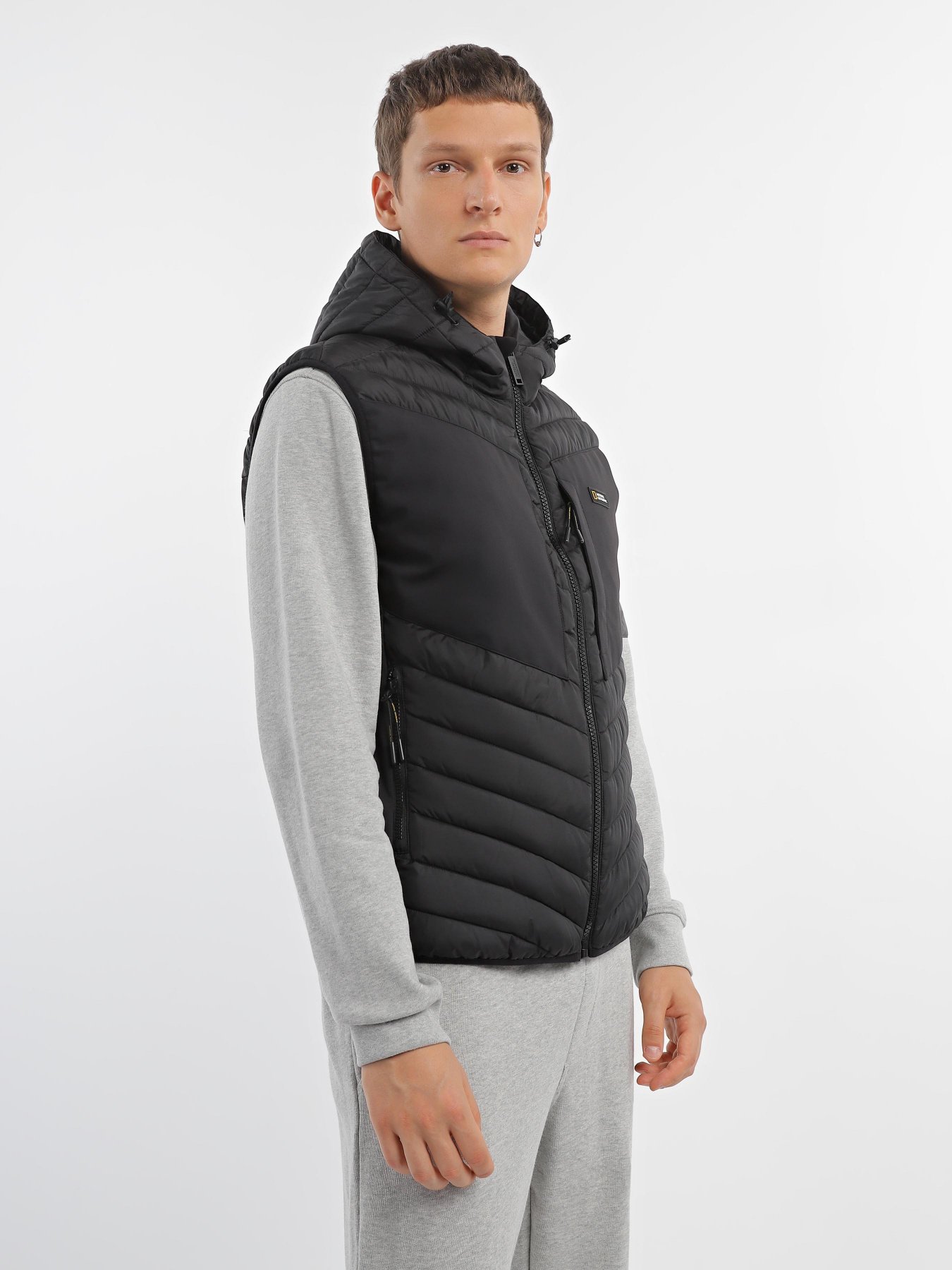 Свитры и кардиганы National Geographic No Goose Puffer модель M221-01-130_чорний Свитры и кардиганы National Geographic No Goose Puffer модель M221-01-130_чорний Фото
