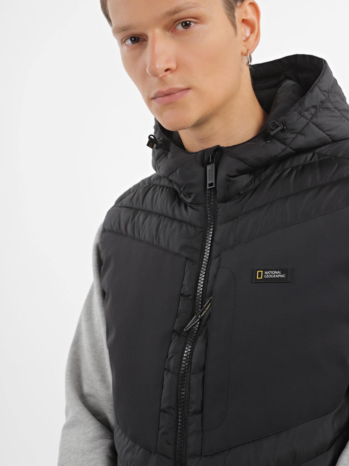Свитры и кардиганы National Geographic No Goose Puffer модель M221-01-130_чорний Свитры и кардиганы National Geographic No Goose Puffer модель M221-01-130_чорний Фото