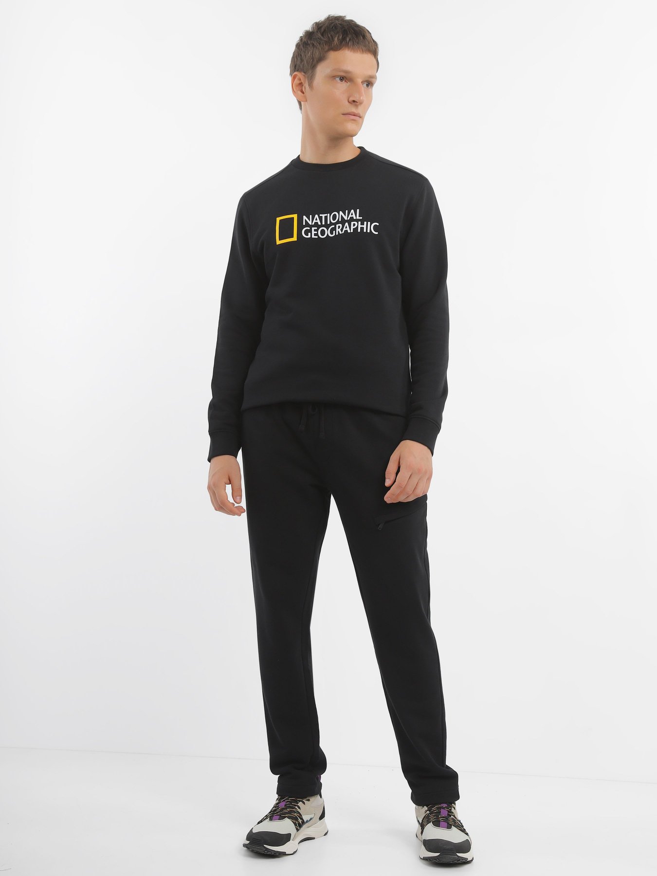 Худи и свитшоты National Geographic Foundation Big Logo Crew модель M999-02-814_чорний Фото