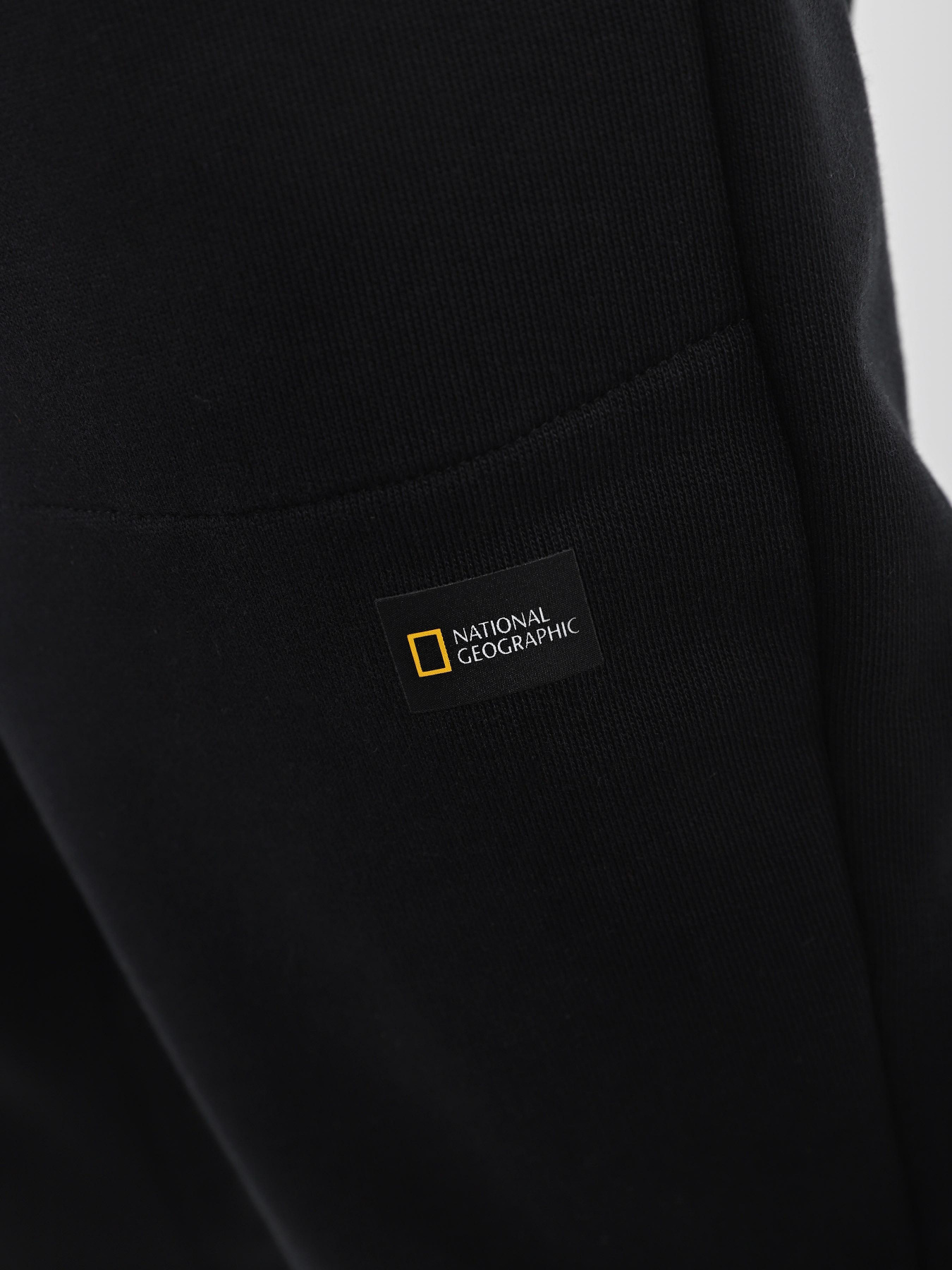Штани National Geographic Foundation Small Logo Jogger модель W999-05-931_чорний Штани National Geographic Foundation Small Logo Jogger модель W999-05-931_чорний Фото