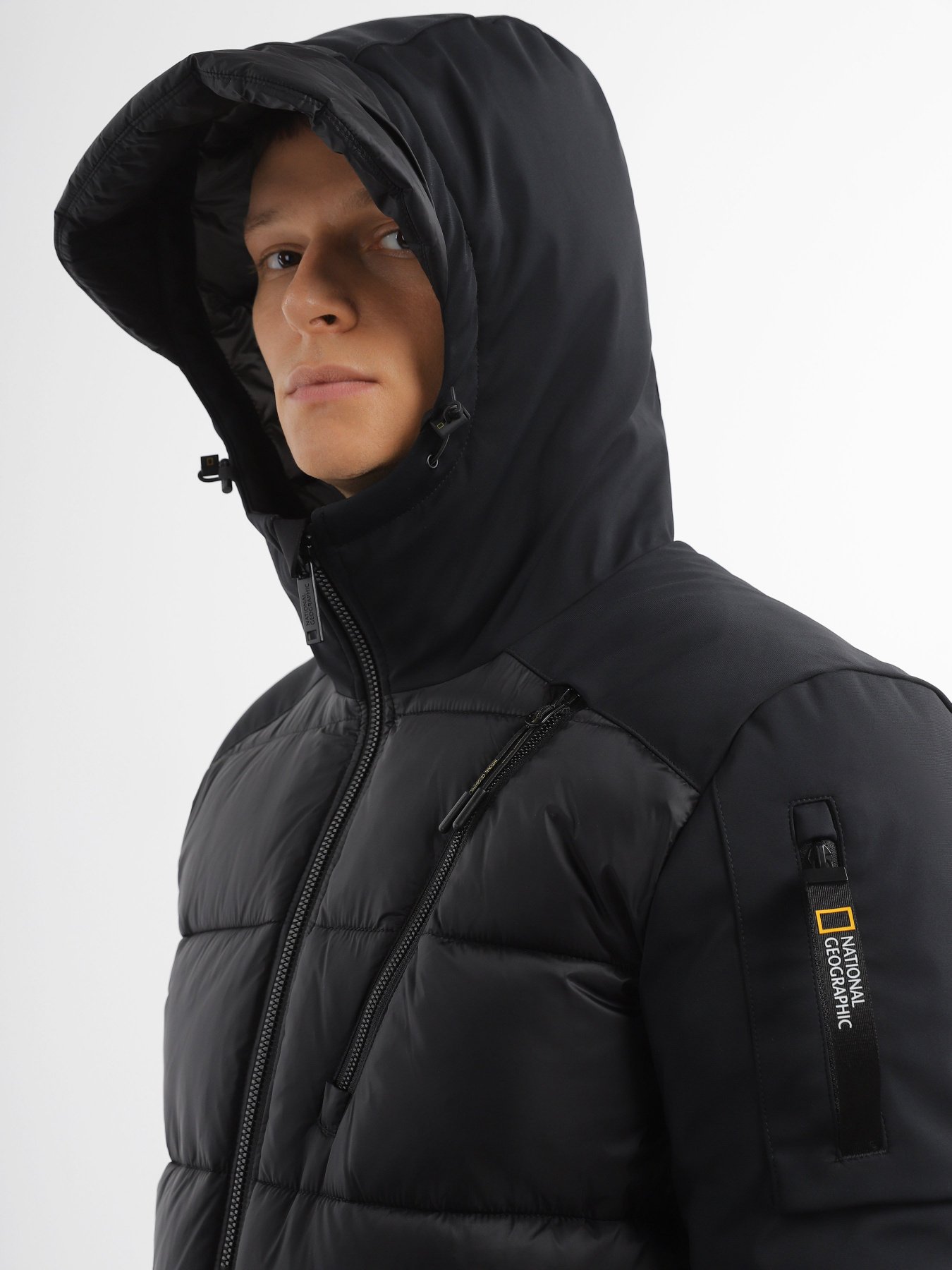 Куртки та дублянки National Geographic Re-Developed Hood Puffer модель M121-01-500_чорний Фото