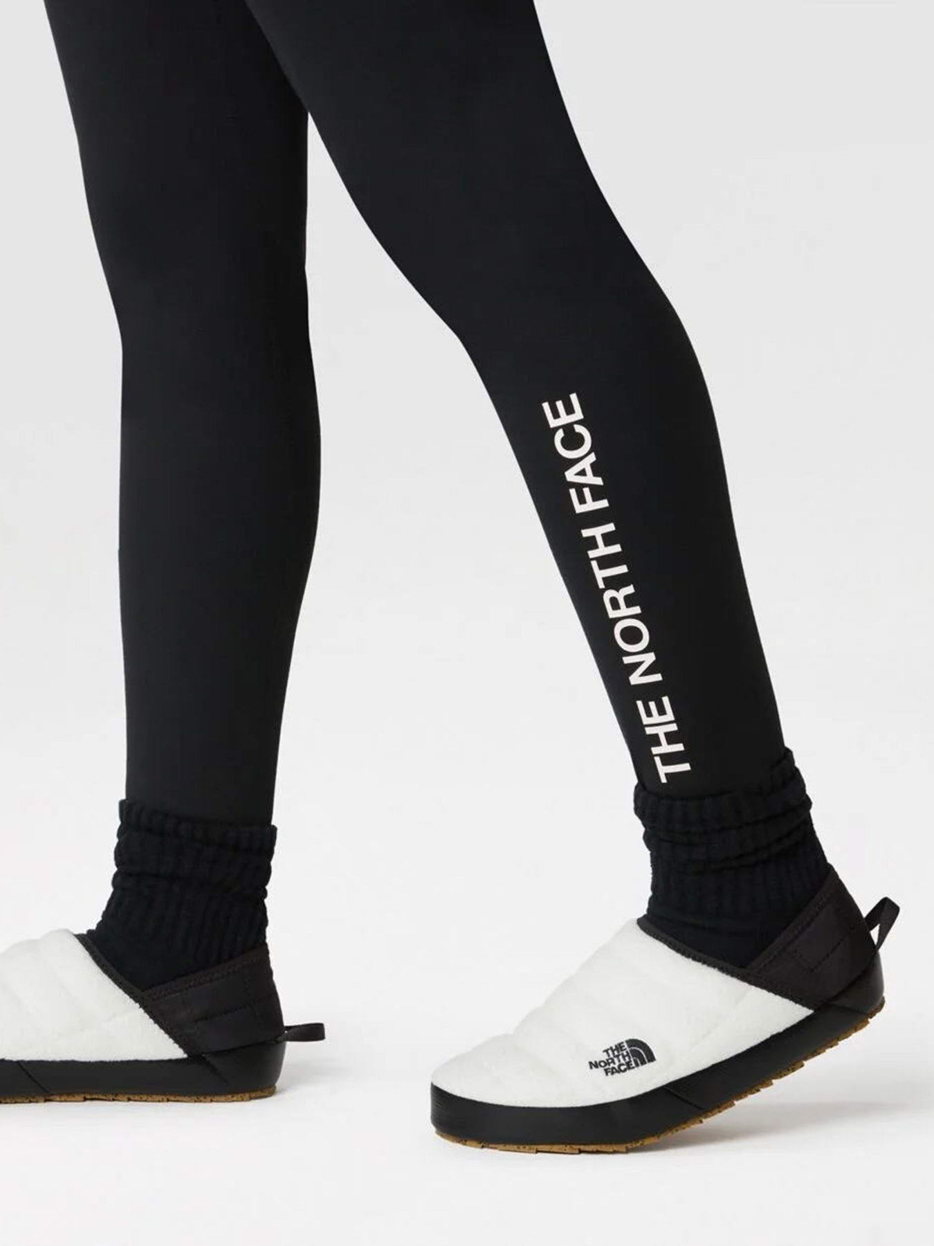 Слипоны и мокасины The North Face Thermoball Traction модель NF0A7W4LQ4C1 Слипоны и мокасины The North Face Thermoball Traction модель NF0A7W4LQ4C1 Фото
