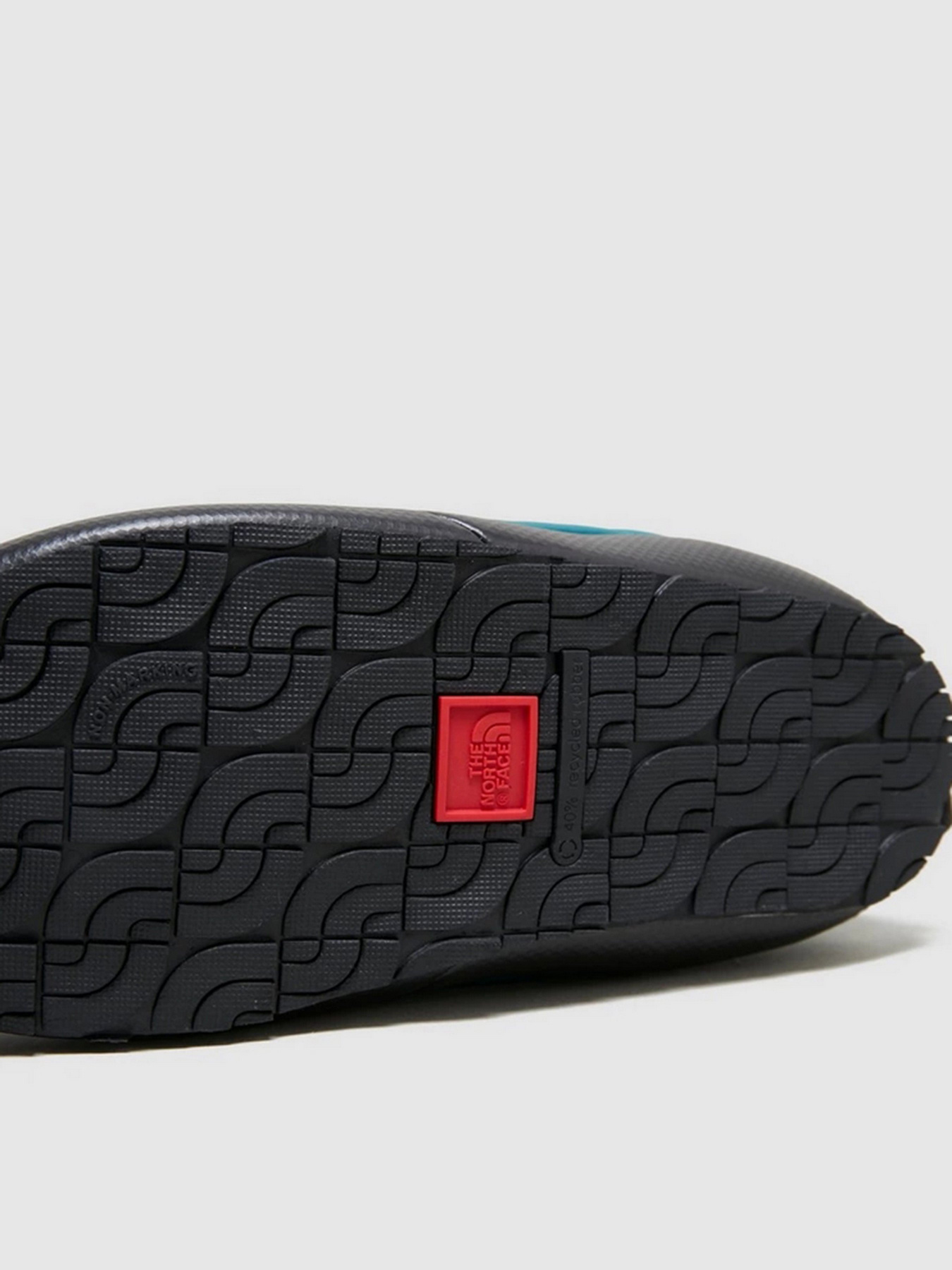 Слипоны и мокасины The North Face Thermoball ™ Traction Mule V модель NF0A3V1H1S41 Слипоны и мокасины The North Face Thermoball ™ Traction Mule V модель NF0A3V1H1S41 Фото